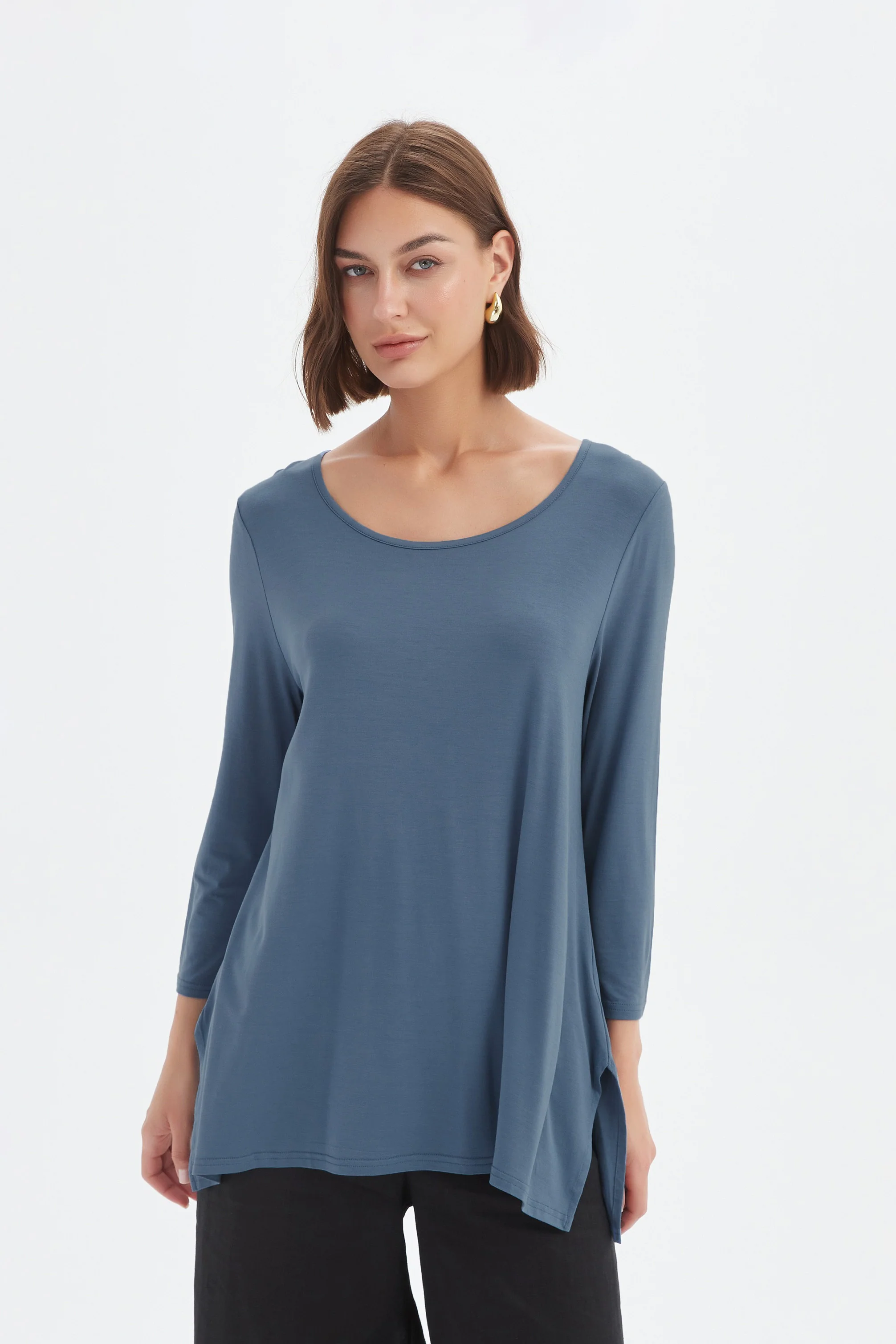 3/4 SLEEVE HANKY HEM TEE - Image 17