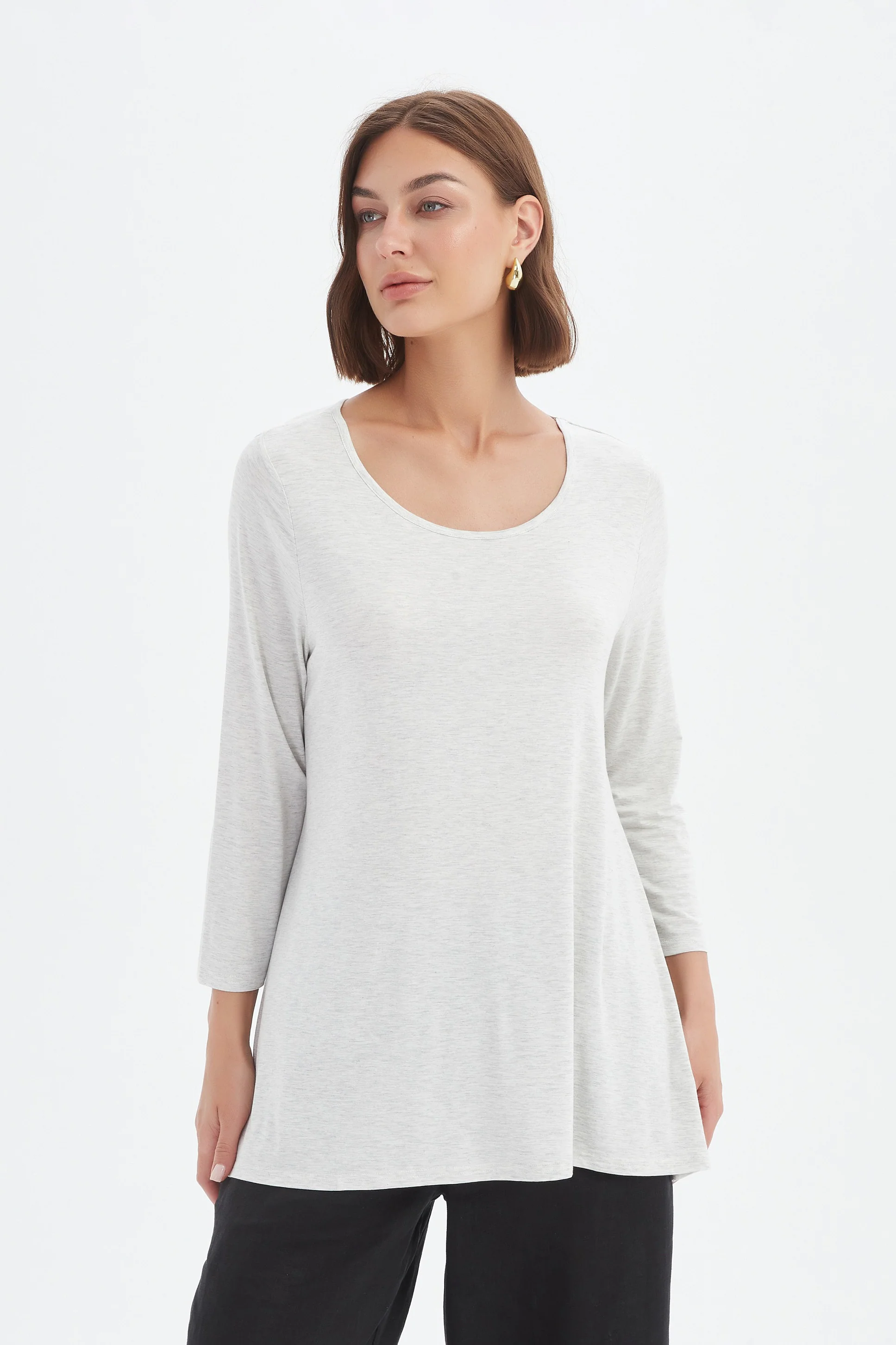 3/4 SLEEVE HANKY HEM TEE - Image 26