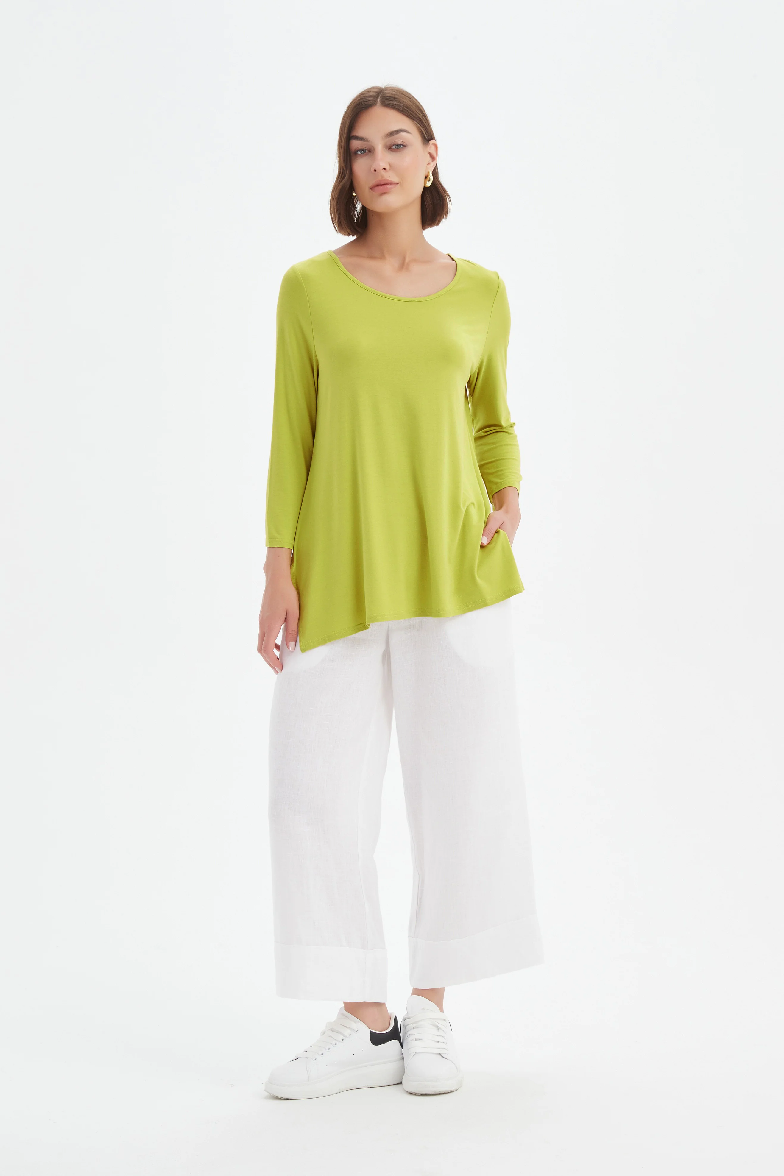 3/4 SLEEVE HANKY HEM TEE - Image 33