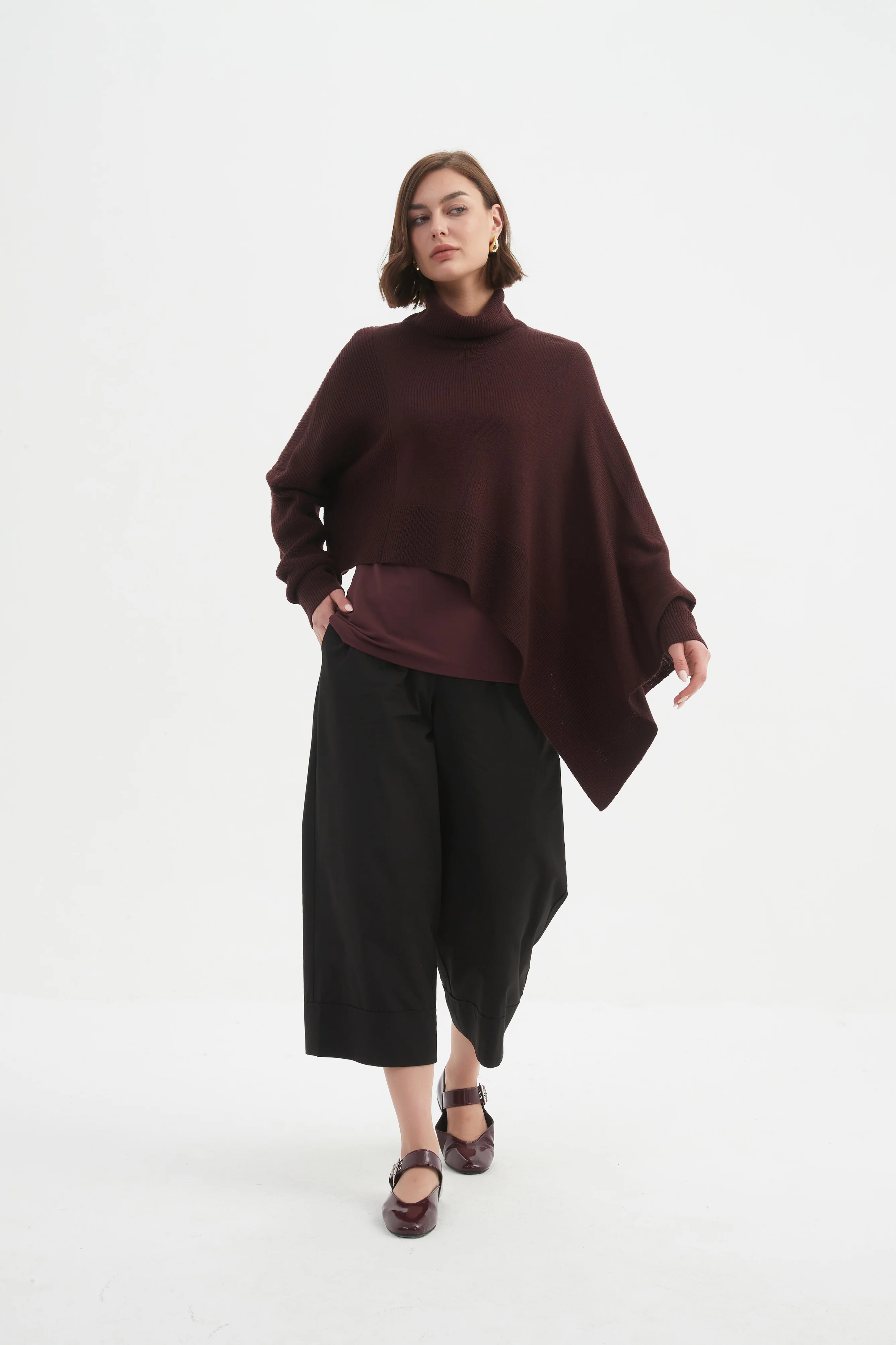 ASYMMETRIC CROP KNIT - Image 15