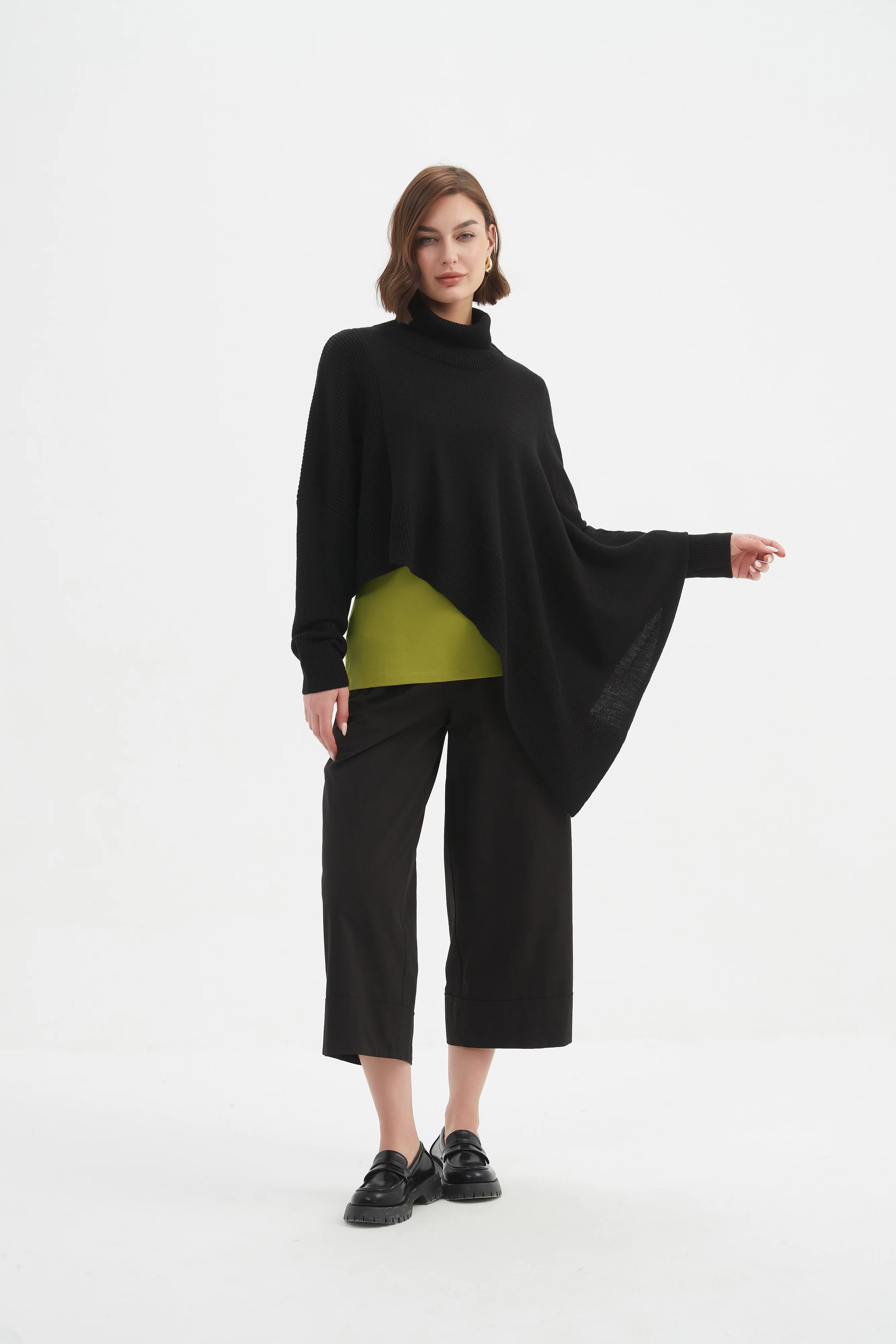 ASYMMETRIC CROP KNIT - Image 20