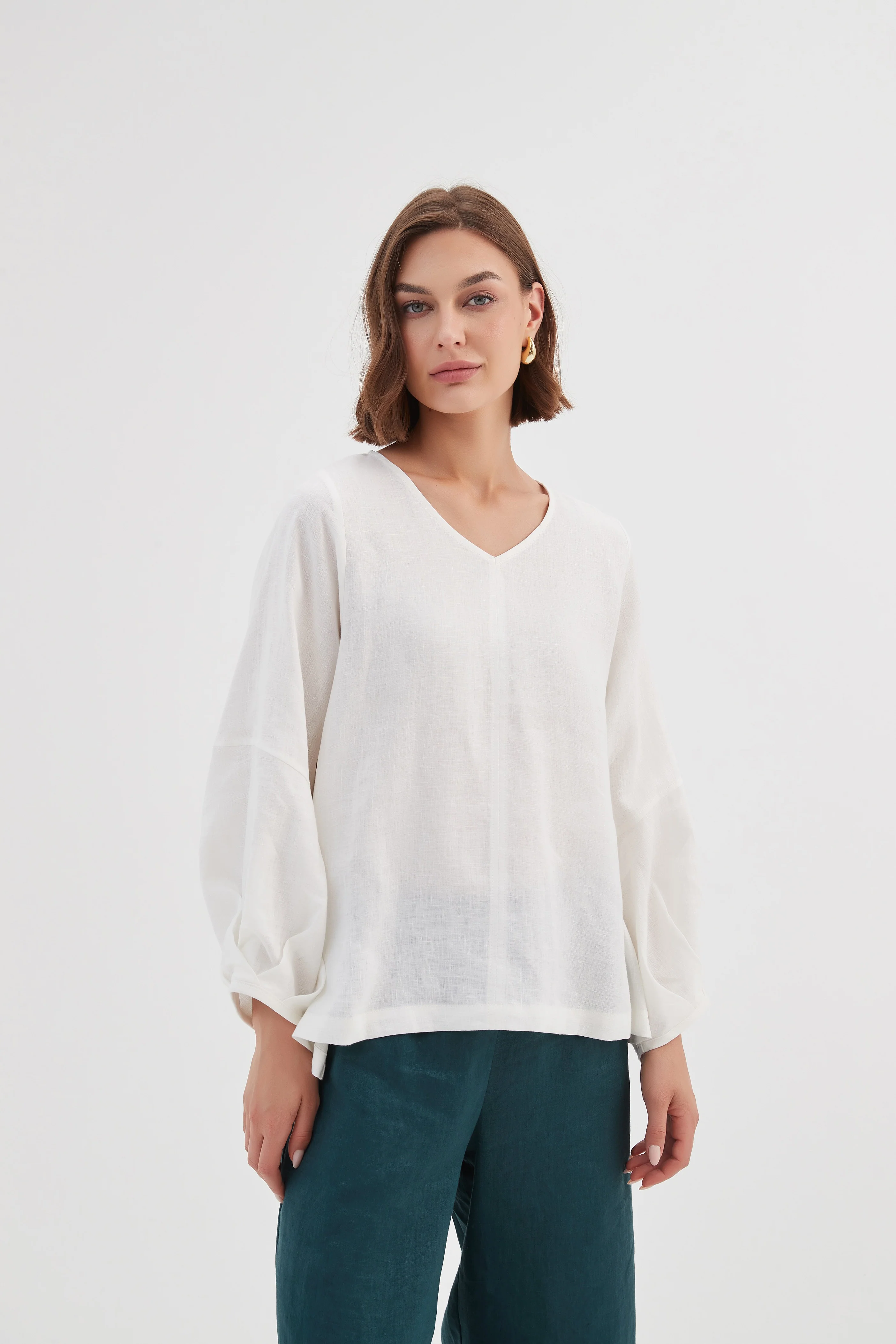 BISHOP LONG SLEEVE LINEN TOP - Image 13