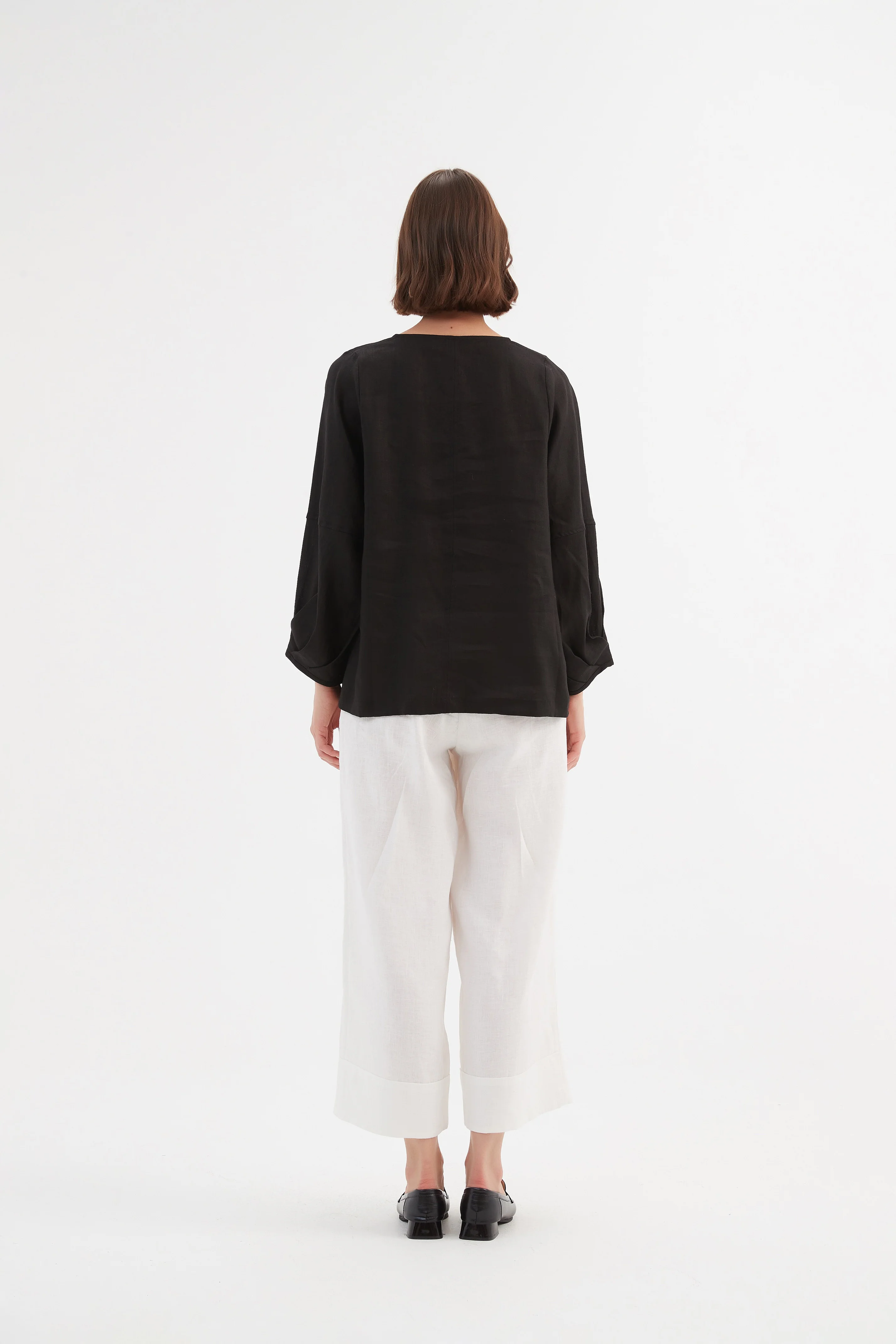 BISHOP LONG SLEEVE LINEN TOP - Image 22