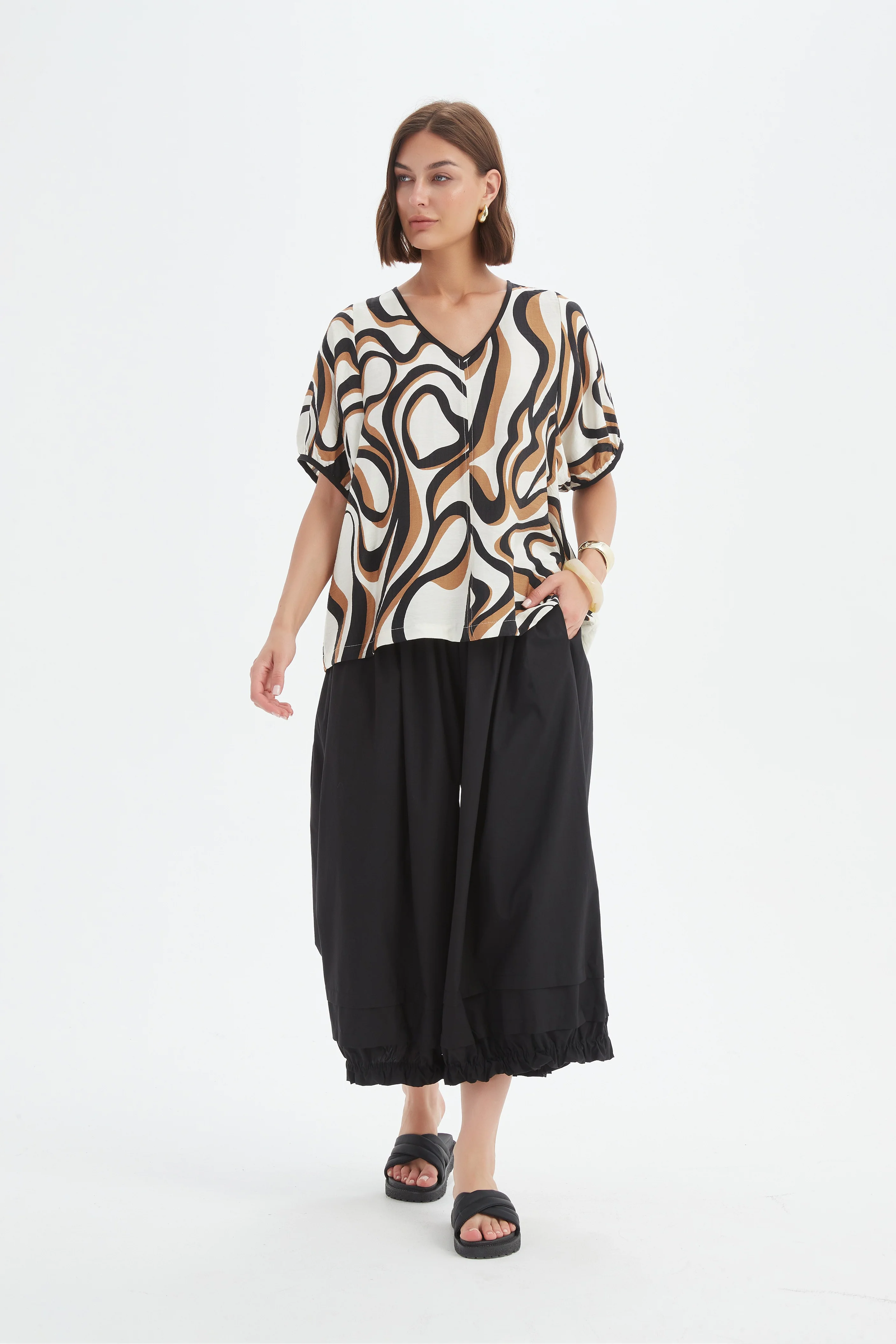 BISHOP SLEEVE SWIRL TOP - Image 3