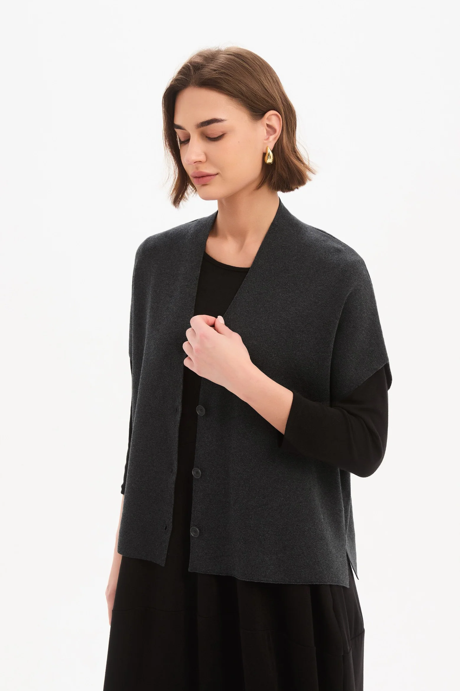 BUTTON UP KNIT VEST - Image 4
