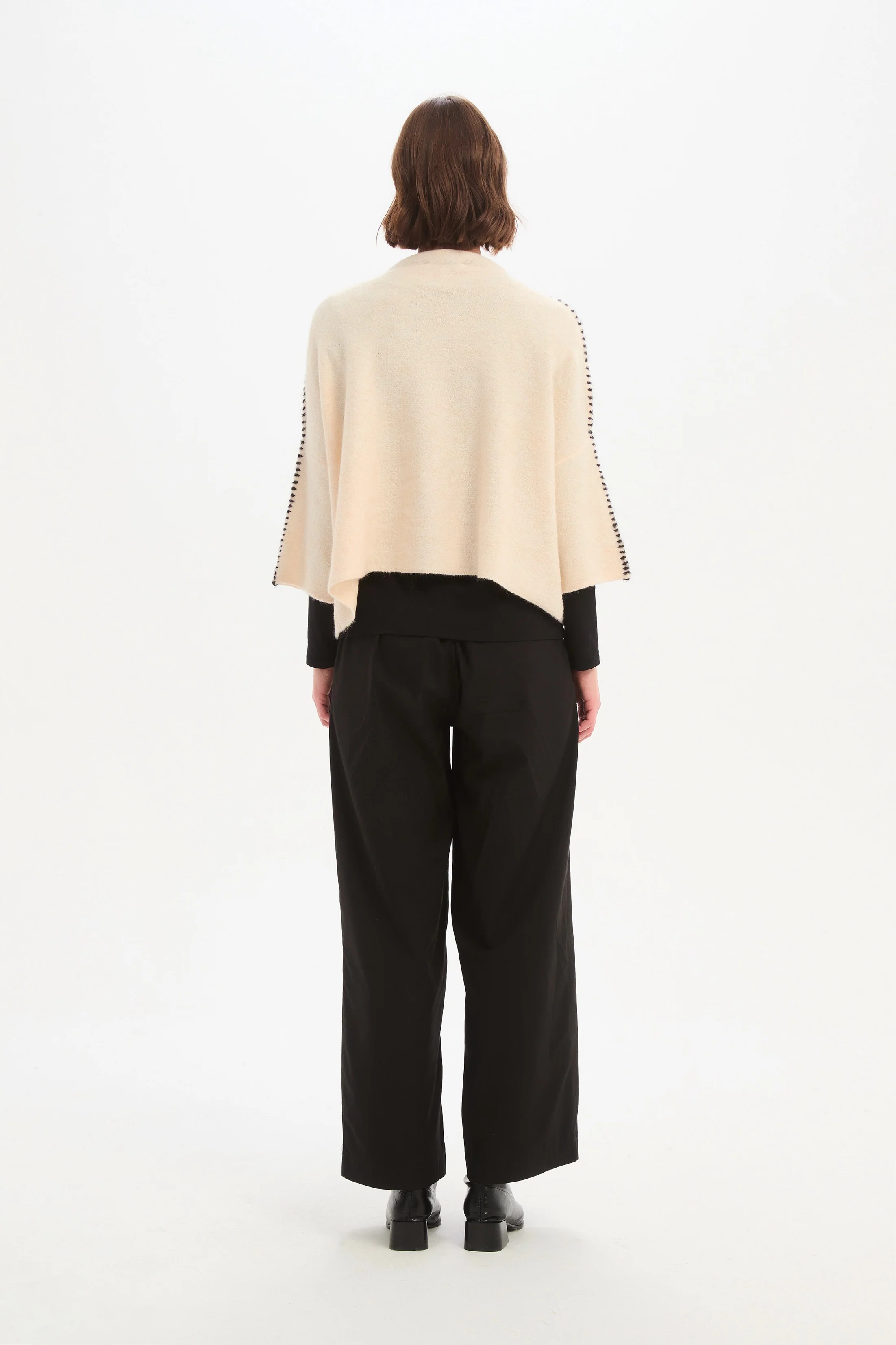 CONTRAST STITCH DETAIL KNIT - Image 12