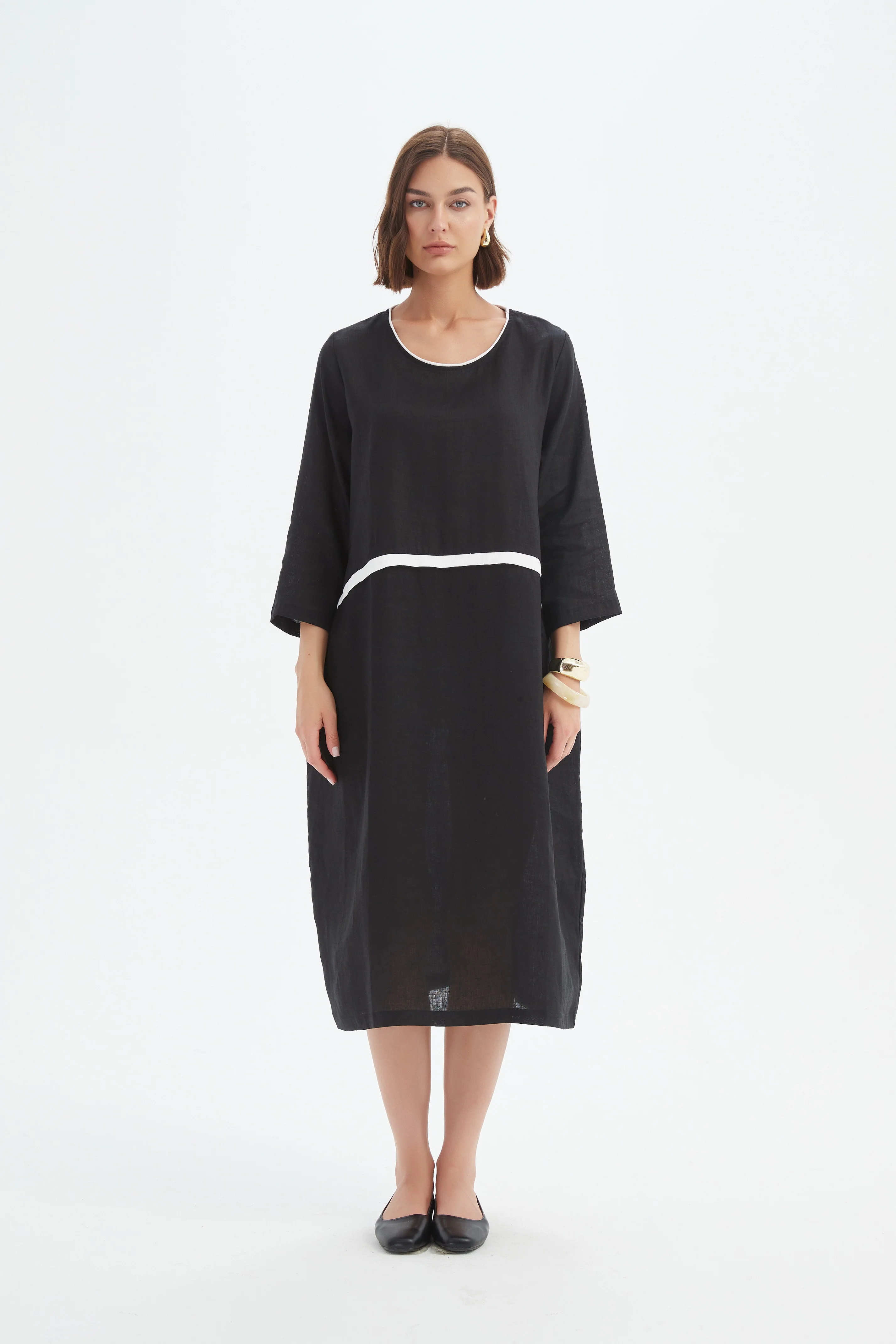 CONTRAST TRIM OVOID DRESS - Image 14