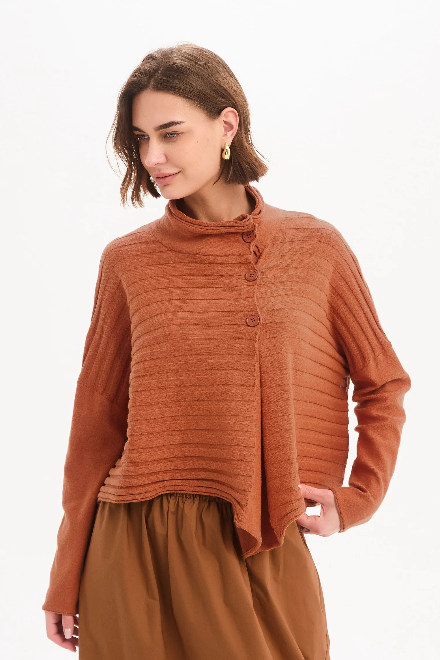 COWL NECK BUTTON KNIT - Image 13