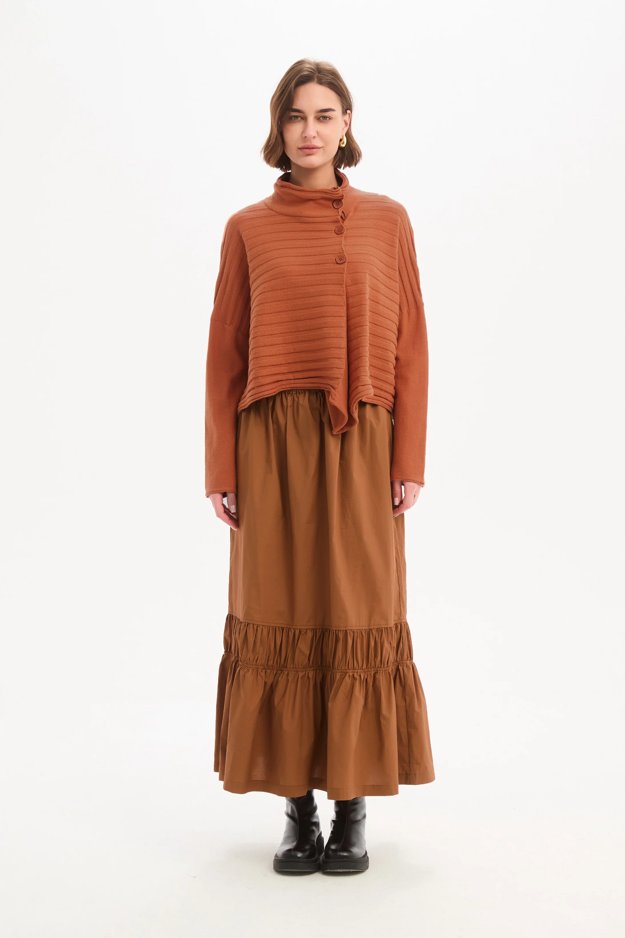 COWL NECK BUTTON KNIT - Image 16