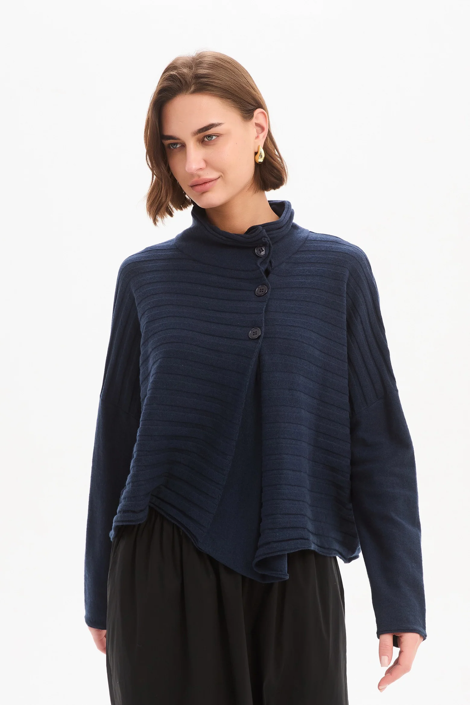 COWL NECK BUTTON KNIT - Image 3