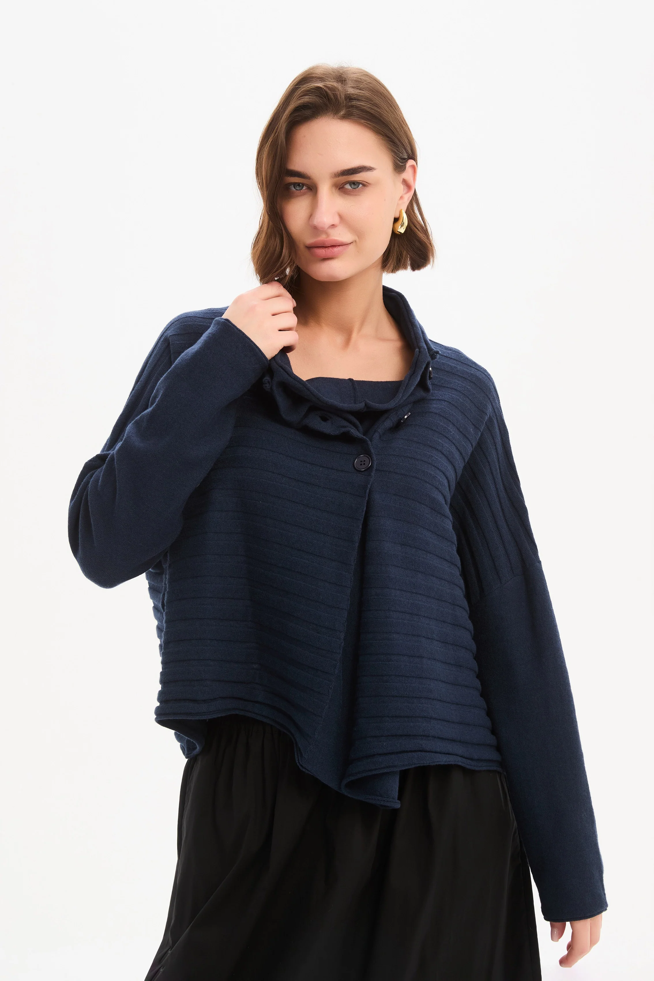 COWL NECK BUTTON KNIT - Image 4