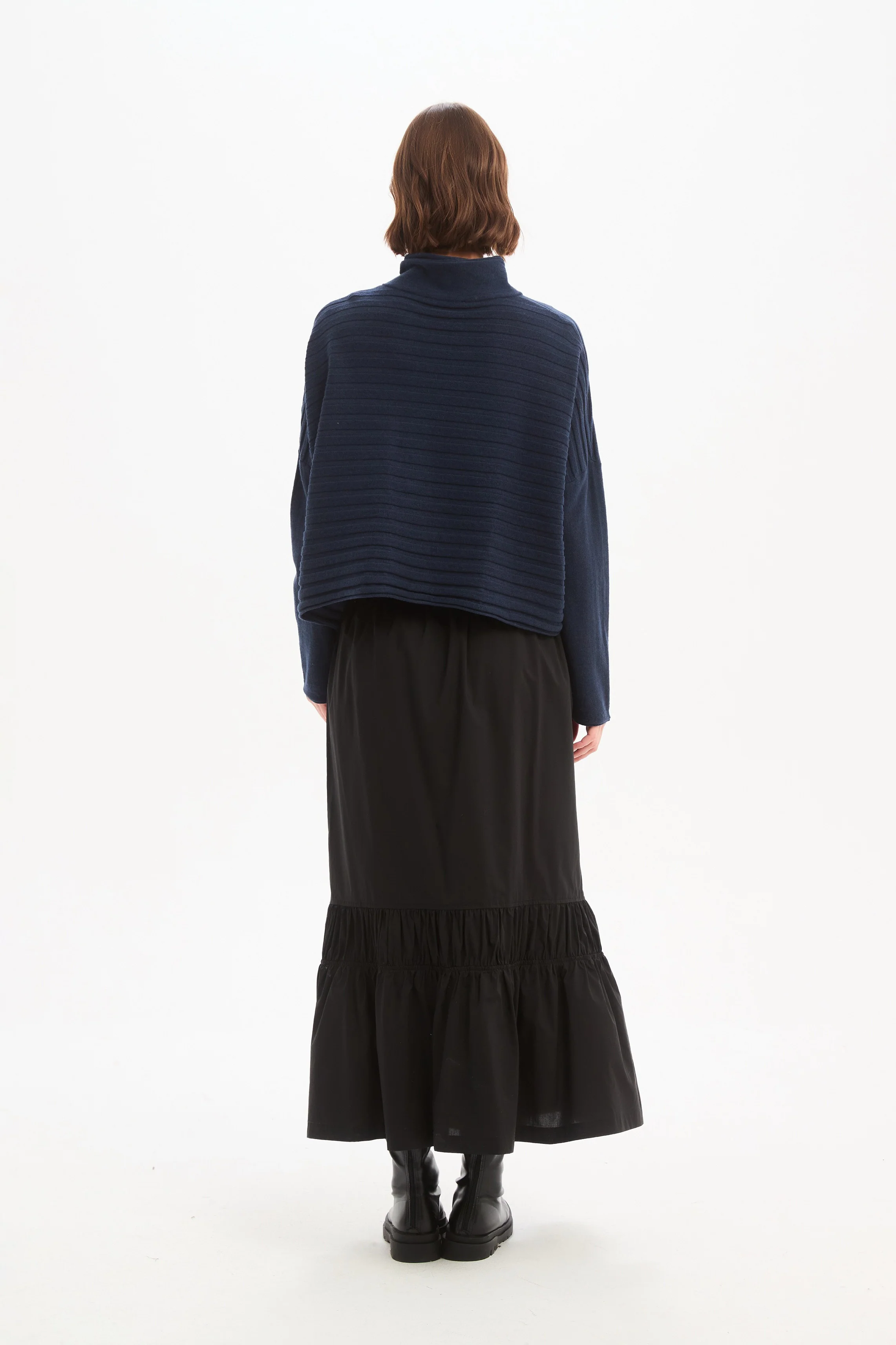 COWL NECK BUTTON KNIT - Image 7