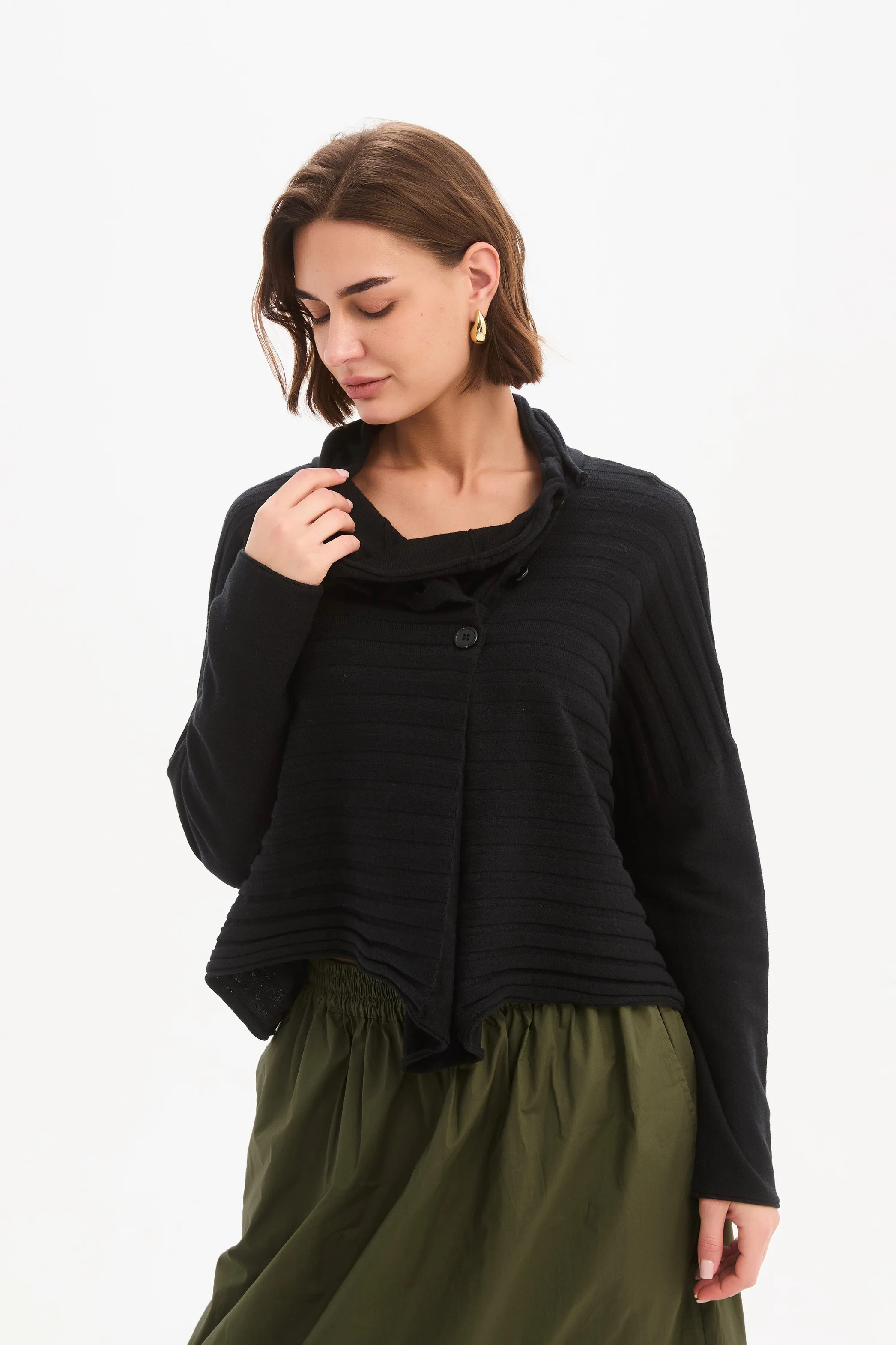 COWL NECK BUTTON KNIT - Image 9