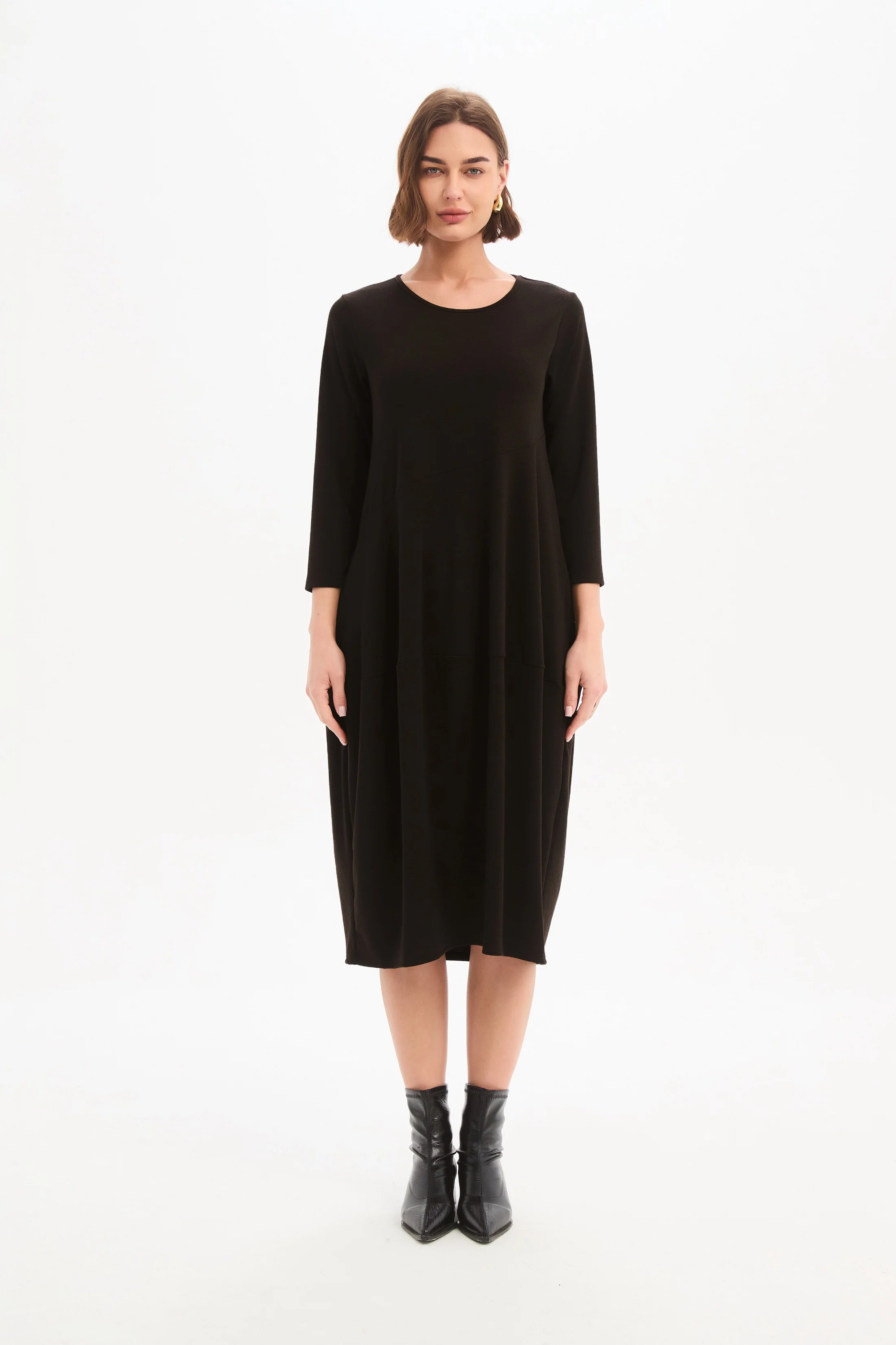 DIAGONAL SEAM KNIT DRESS - Image 4