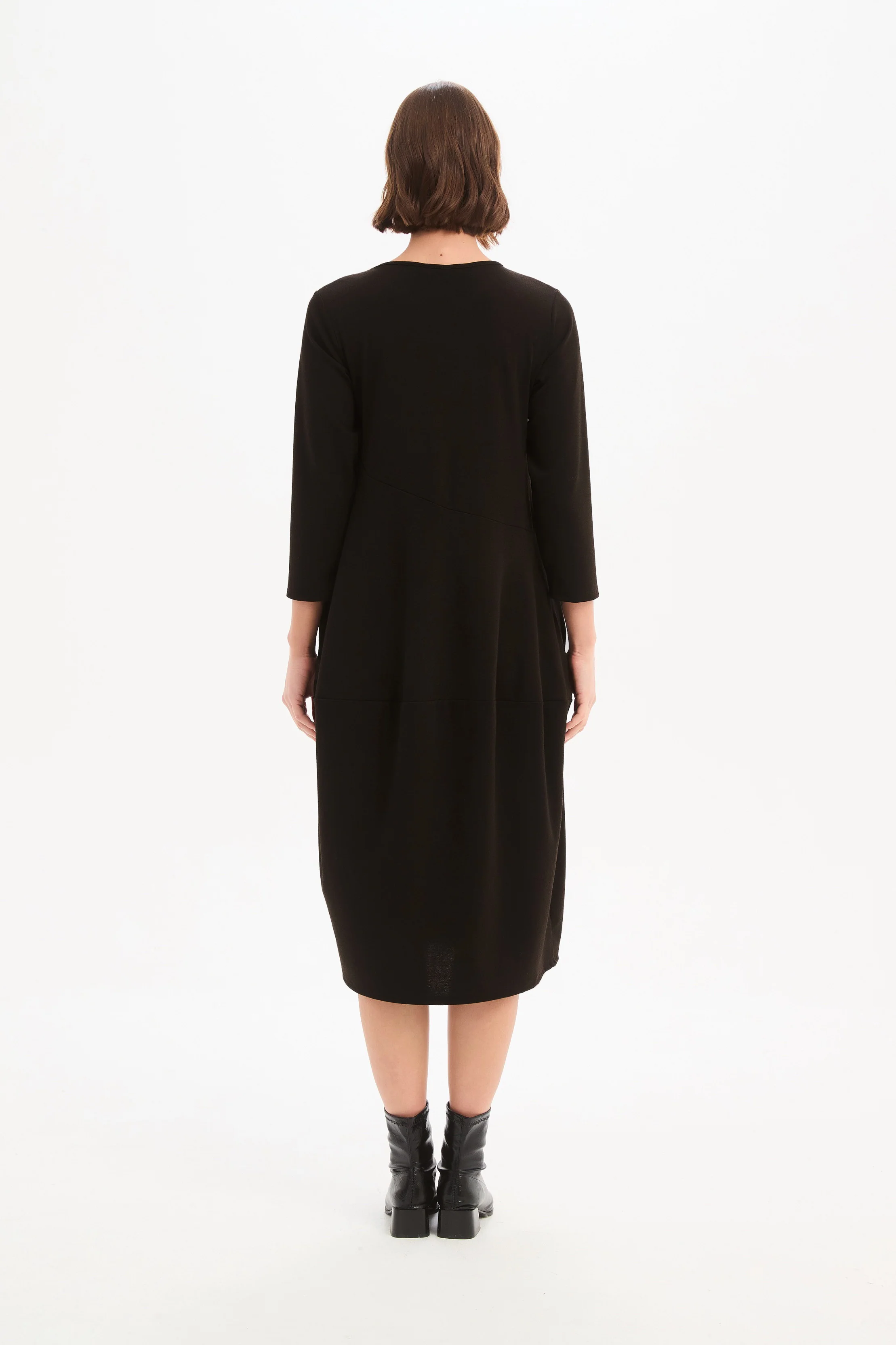 DIAGONAL SEAM KNIT DRESS - Image 5