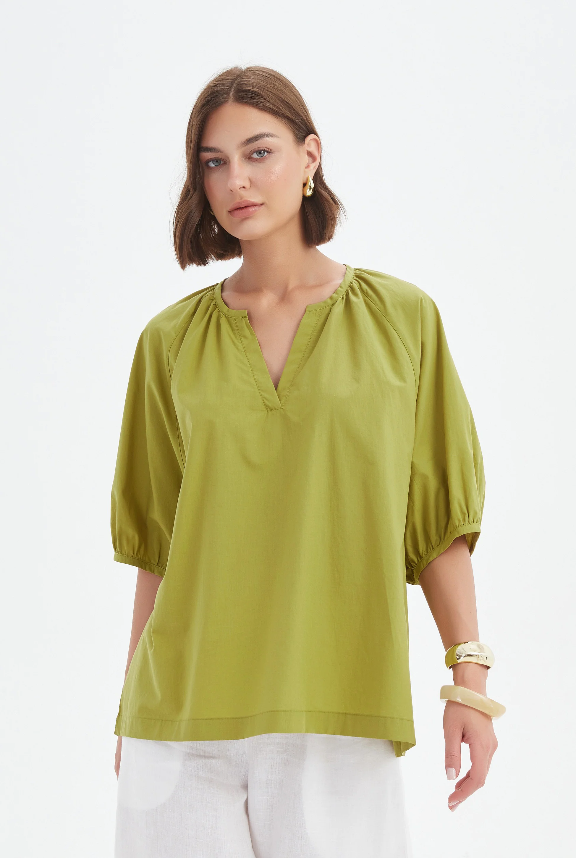 GATHERED NOTCH NECK TOP - Image 7