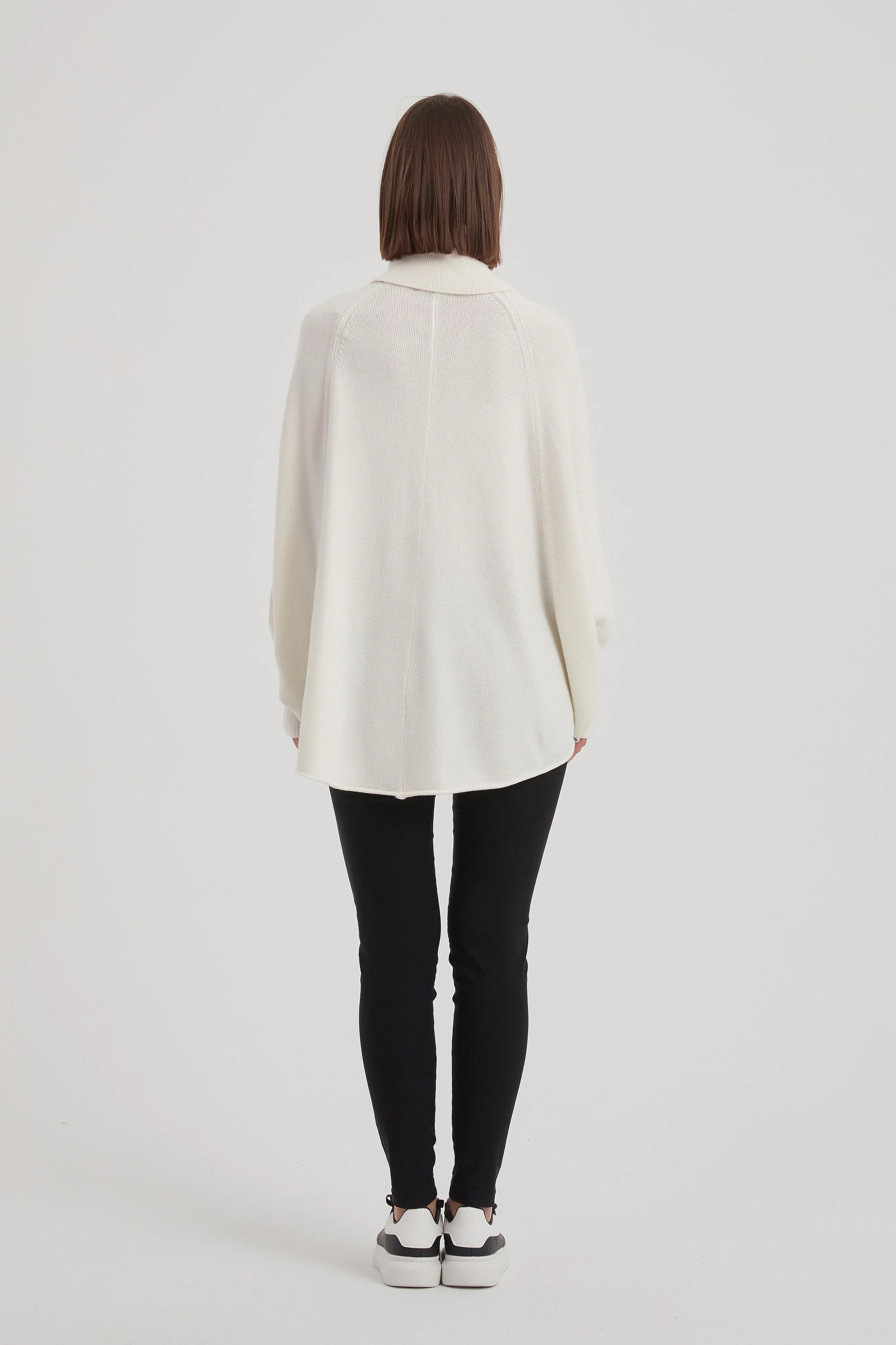 HIGH NECK OVERSIZED KNIT - Image 12