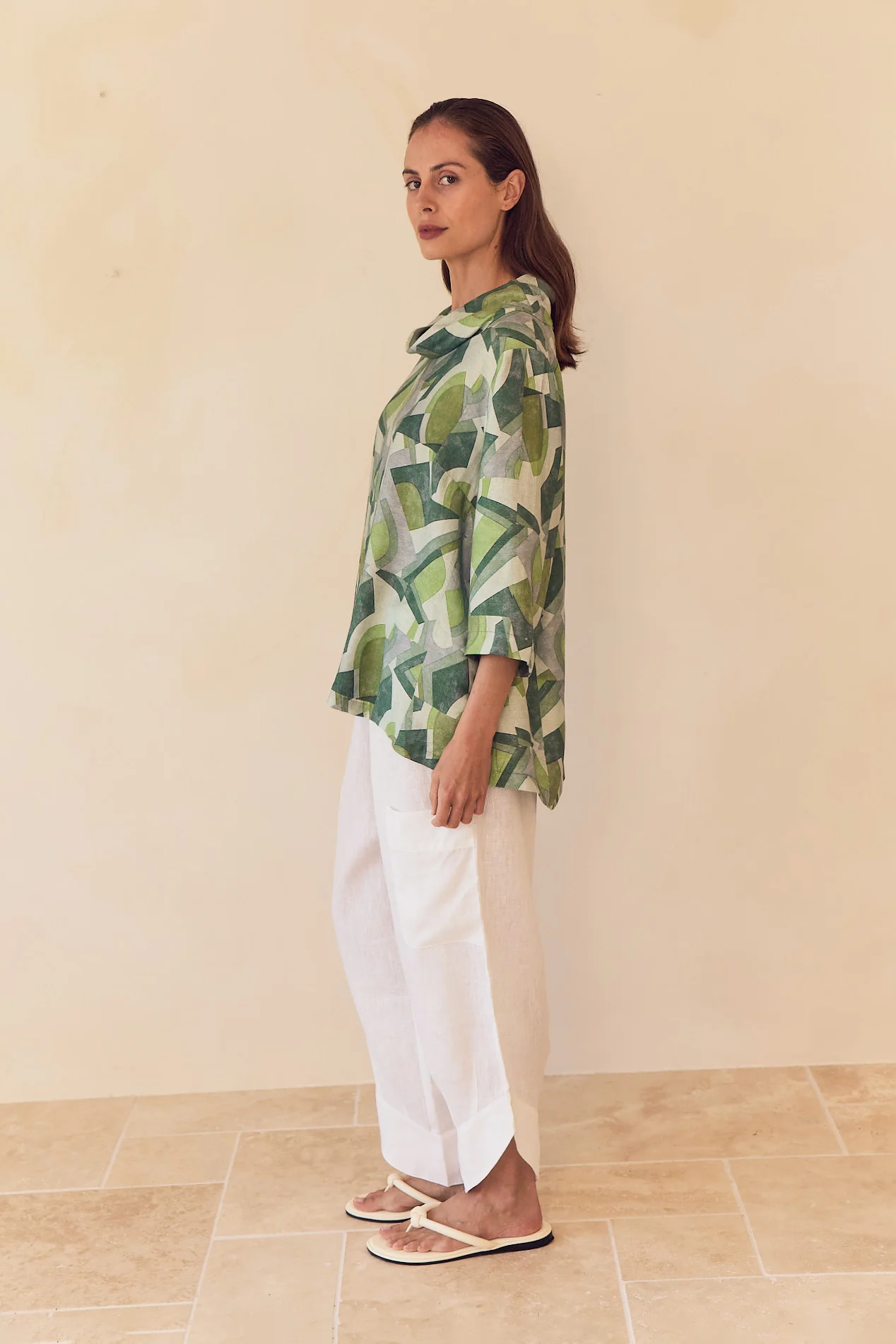 HIGH NECK PRINT TOP - Image 4