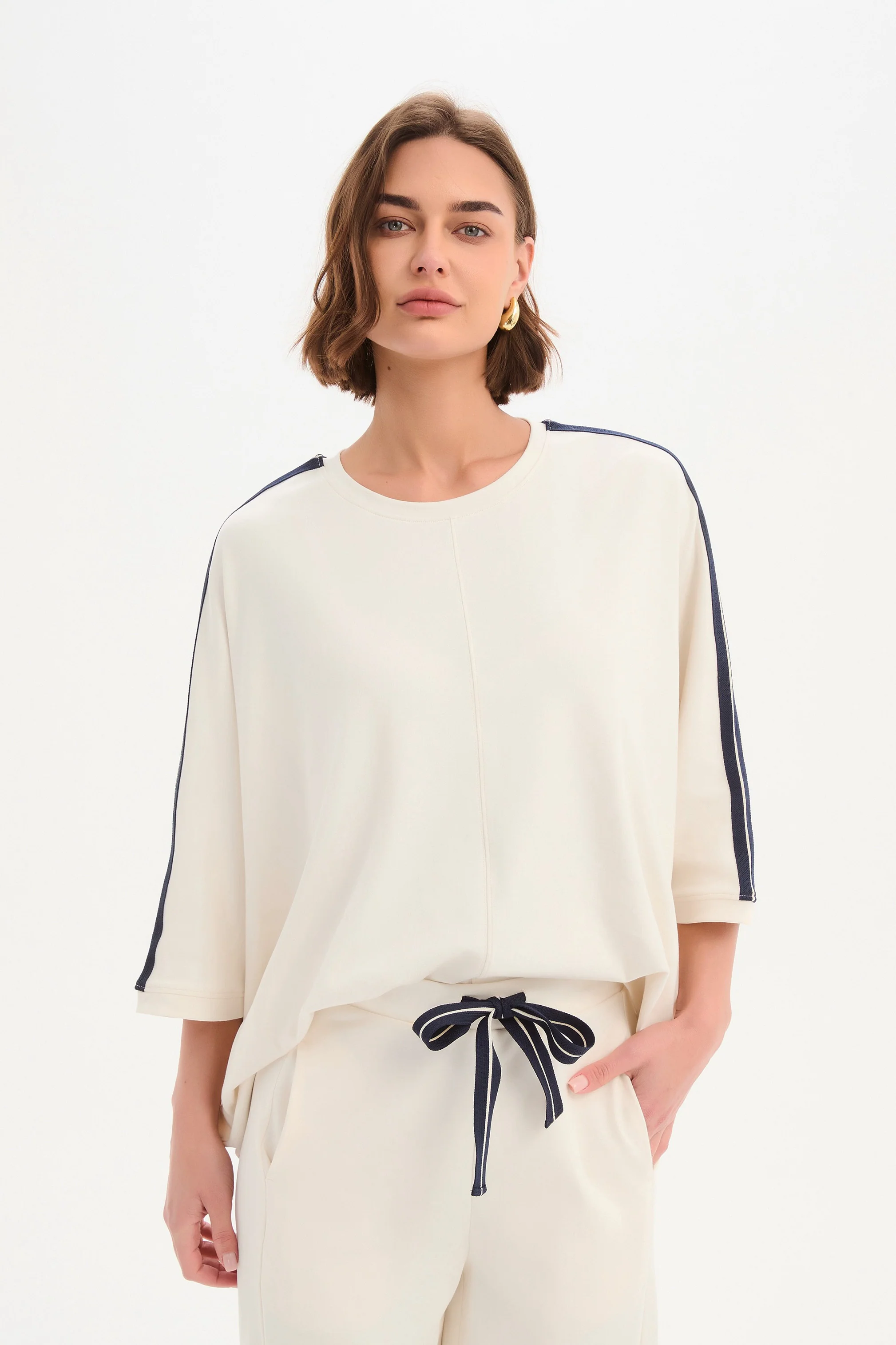 OVERSIZED 3/4 STRIPE SLEEVE TEE - Image 11