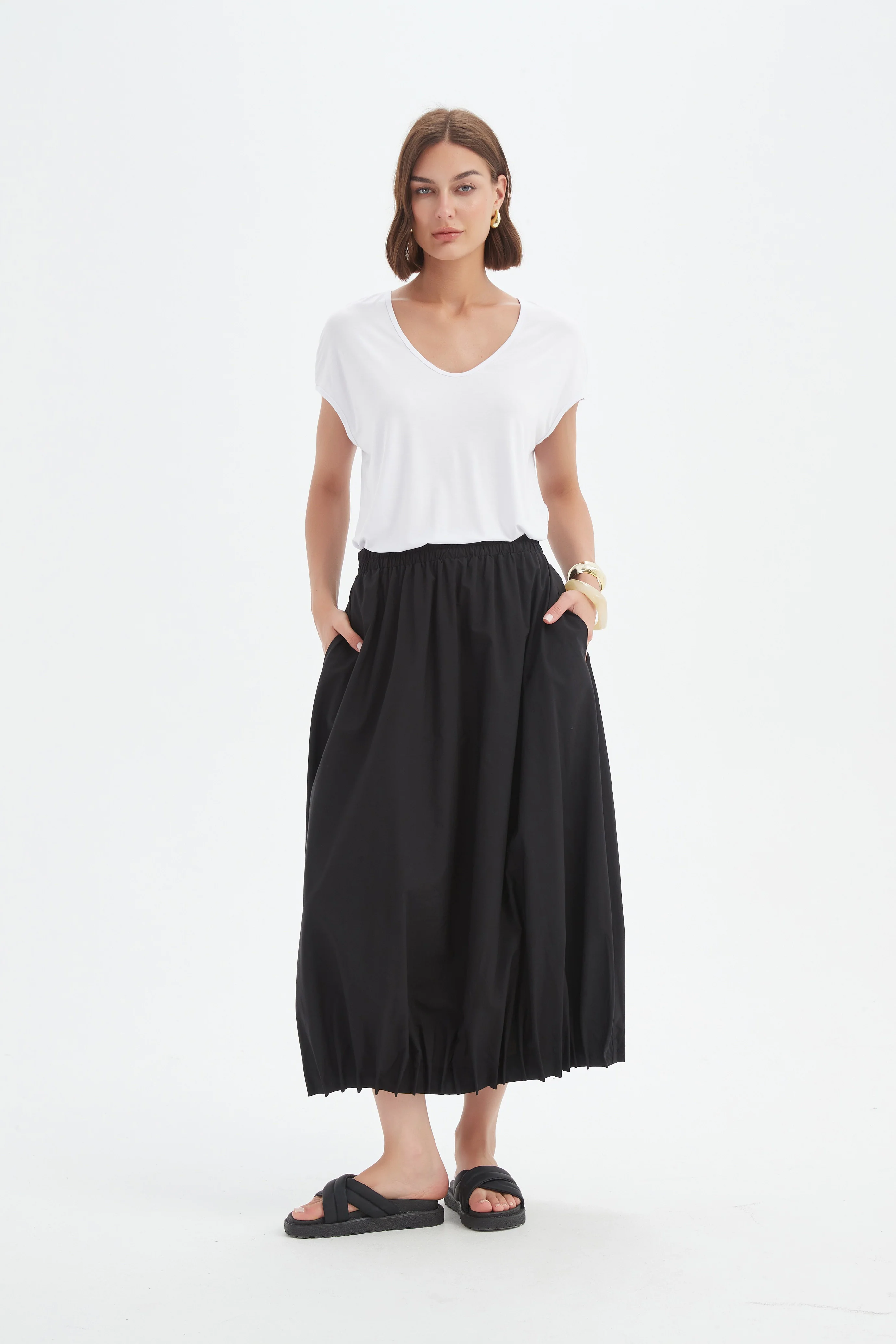PIN TUCK HEM SKIRT - Image 3