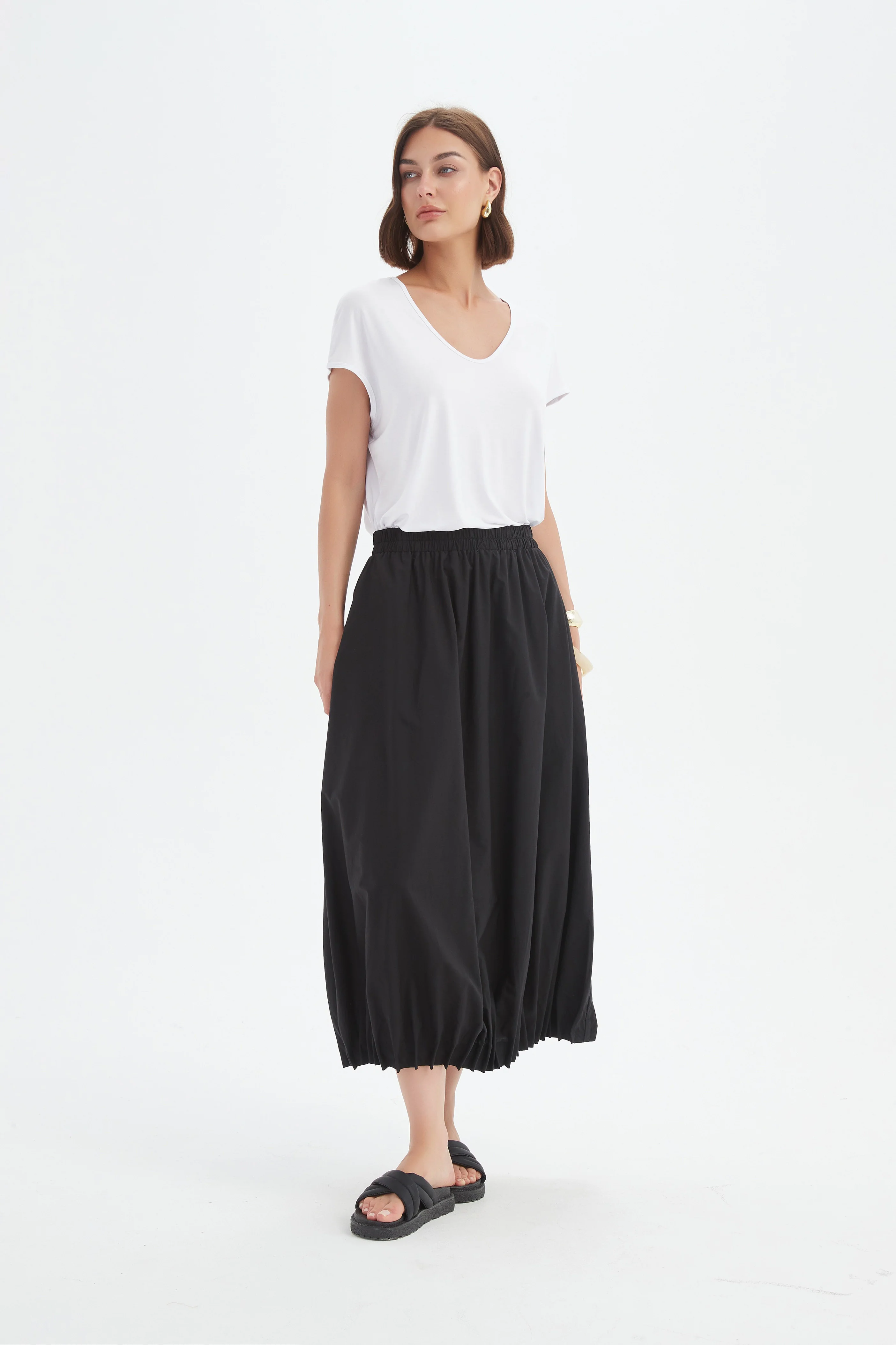 PIN TUCK HEM SKIRT - Image 4