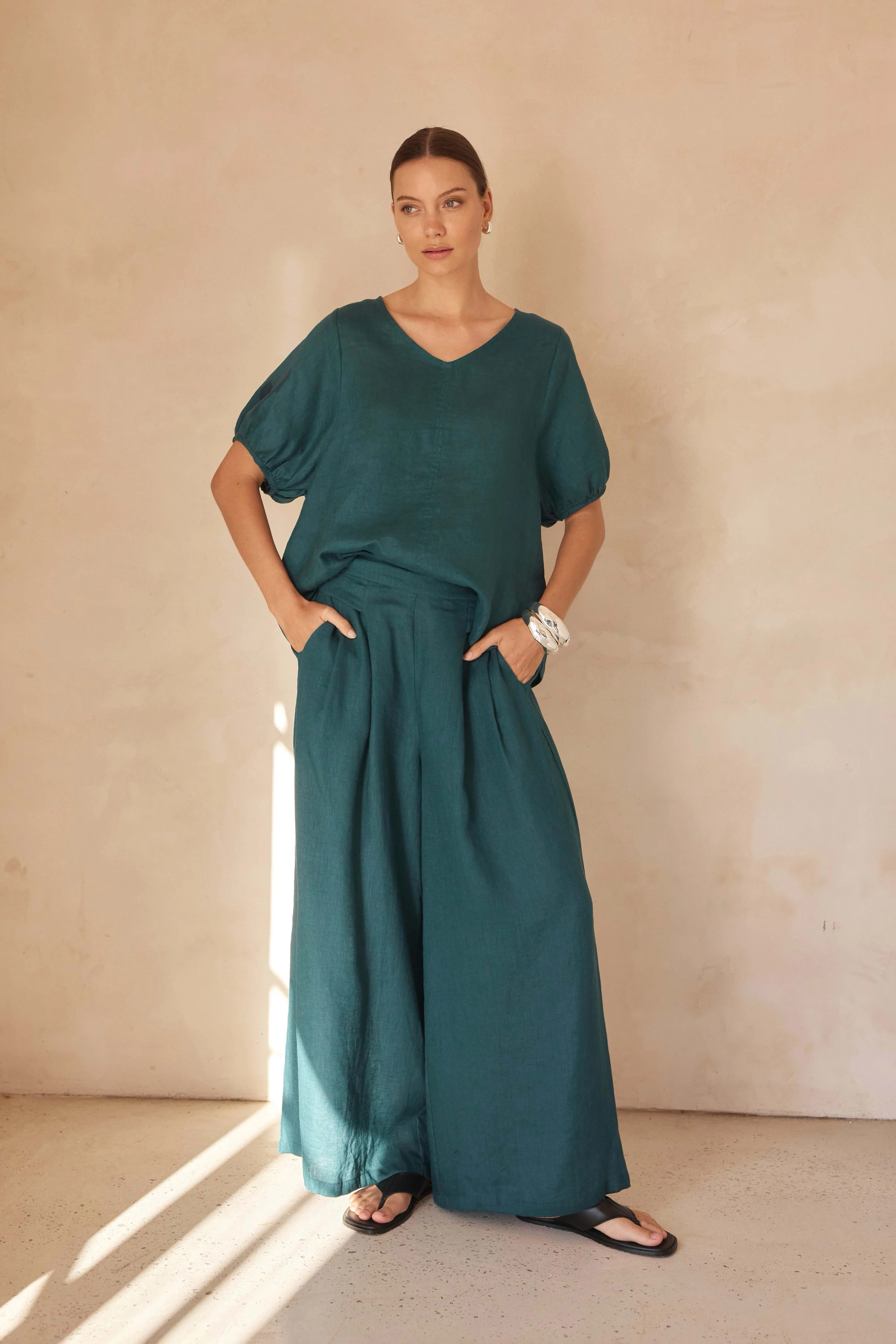 PLEAT FRONT PALAZZO PANT - Image 17
