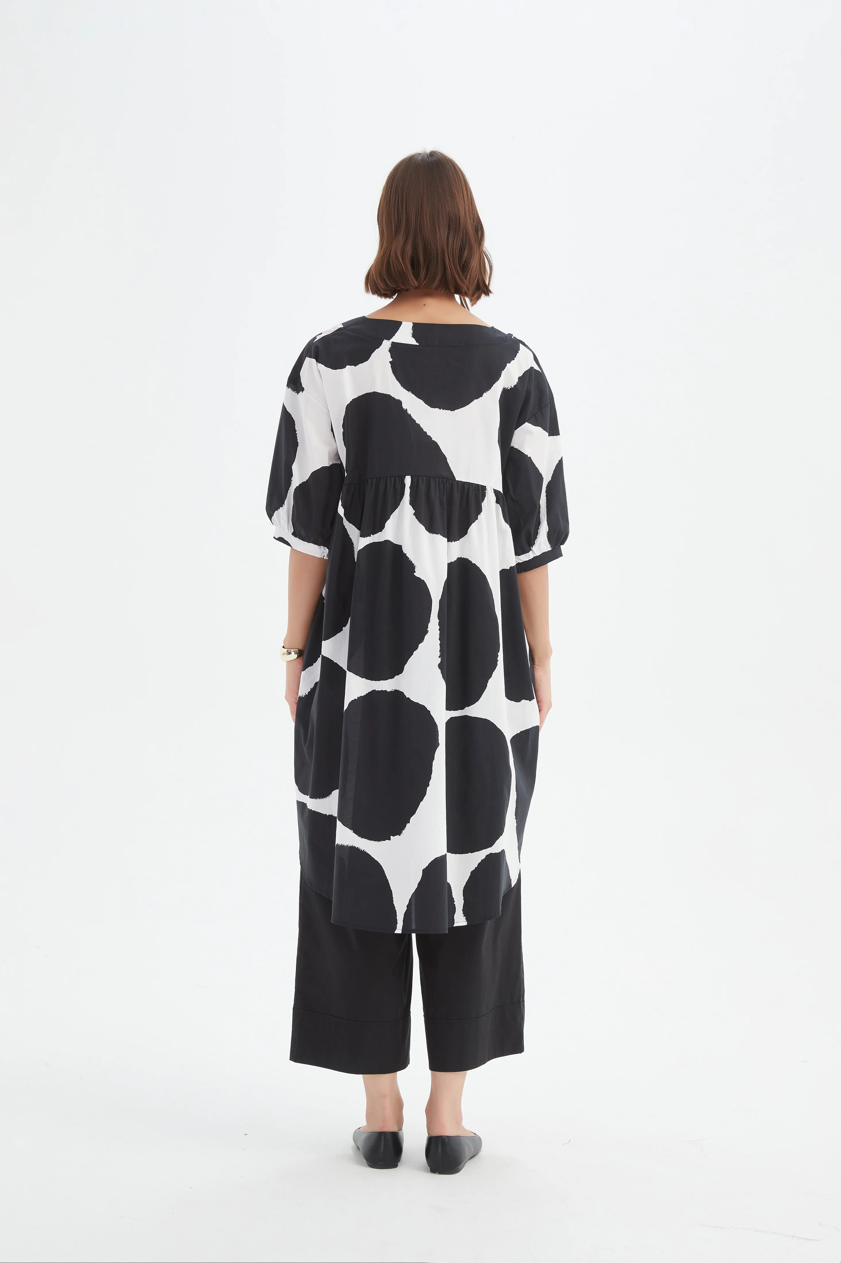 PLEAT FRONT PRINT TUNIC - Image 12