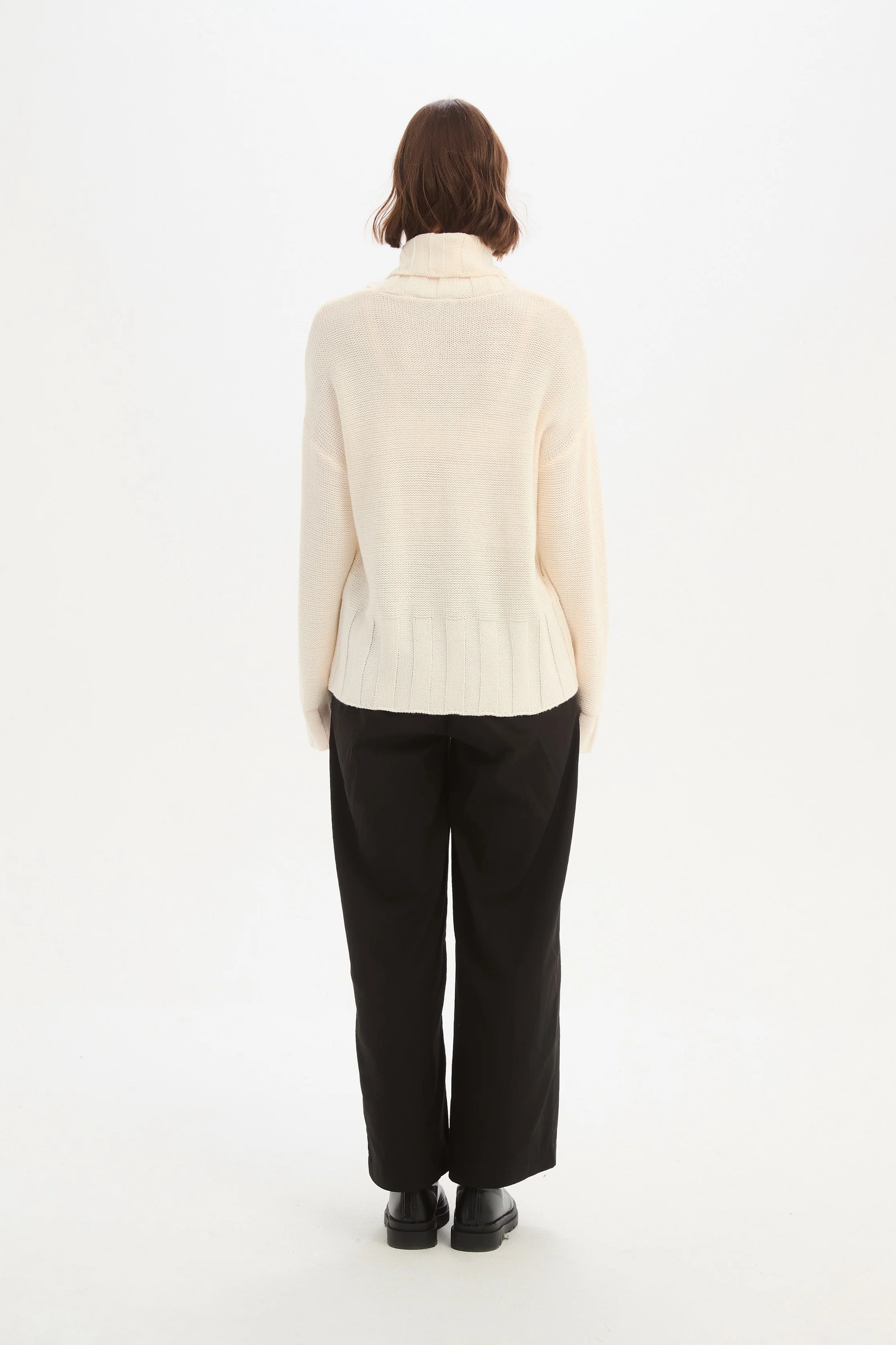RAW SEAM DROP POCKET KNIT - Image 11