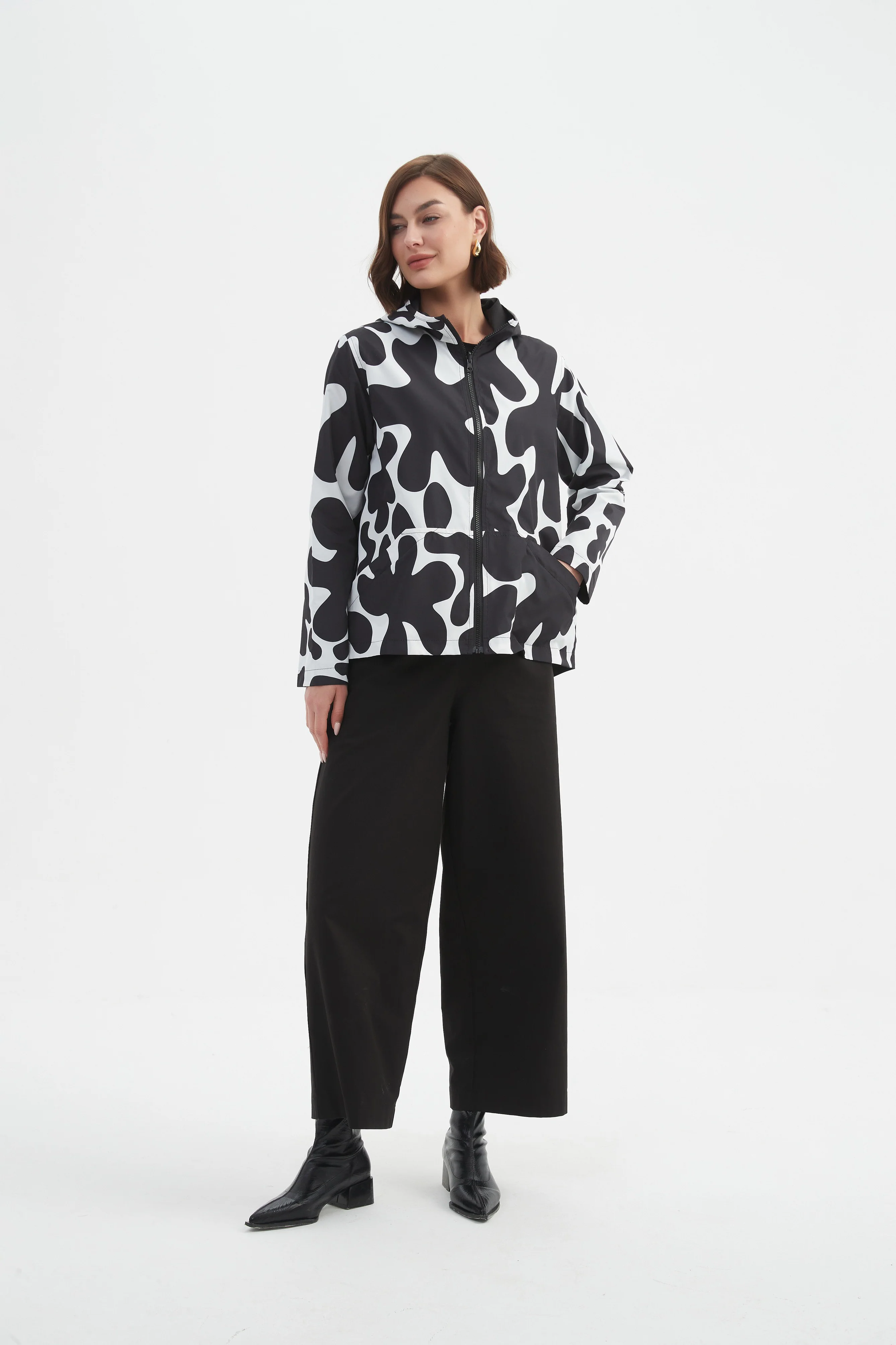 REVERSIBLE PRINT WINDBREAKER - Image 3