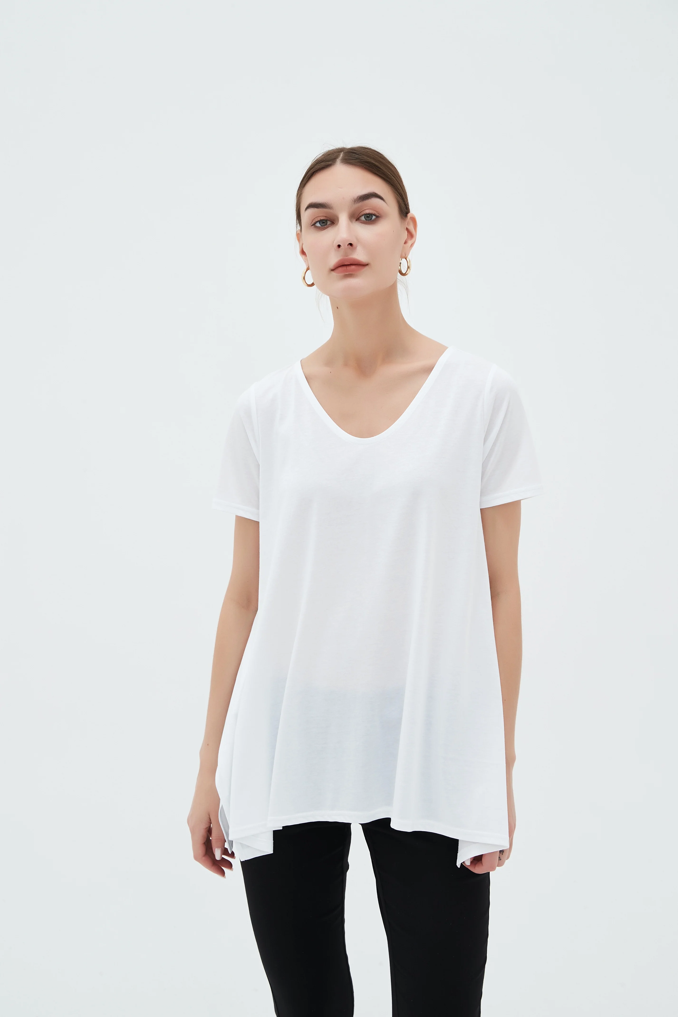 ROUNDED HANKY HEM TEE - Image 18