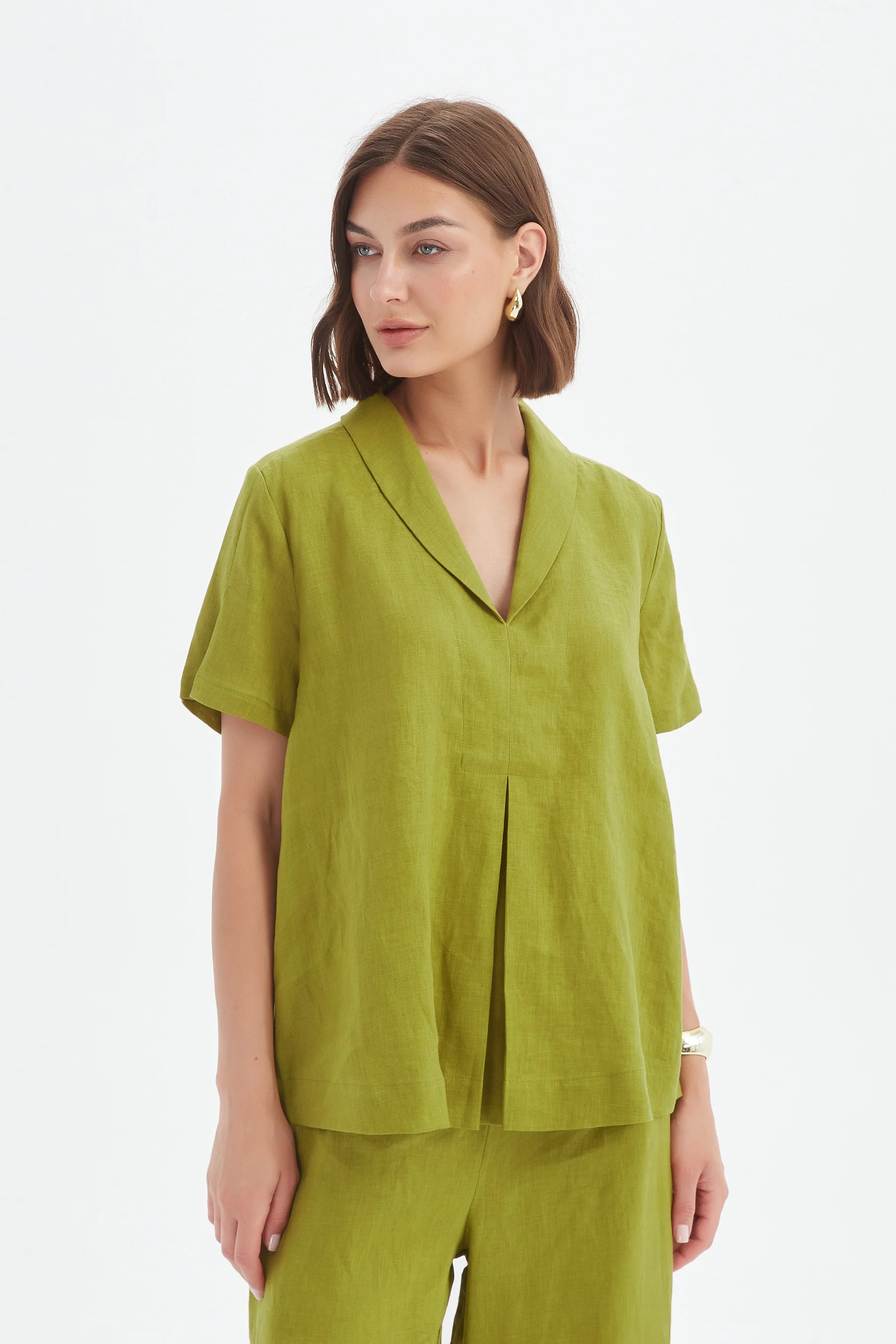 SHAWL COLLAR PLEAT TOP - Image 17