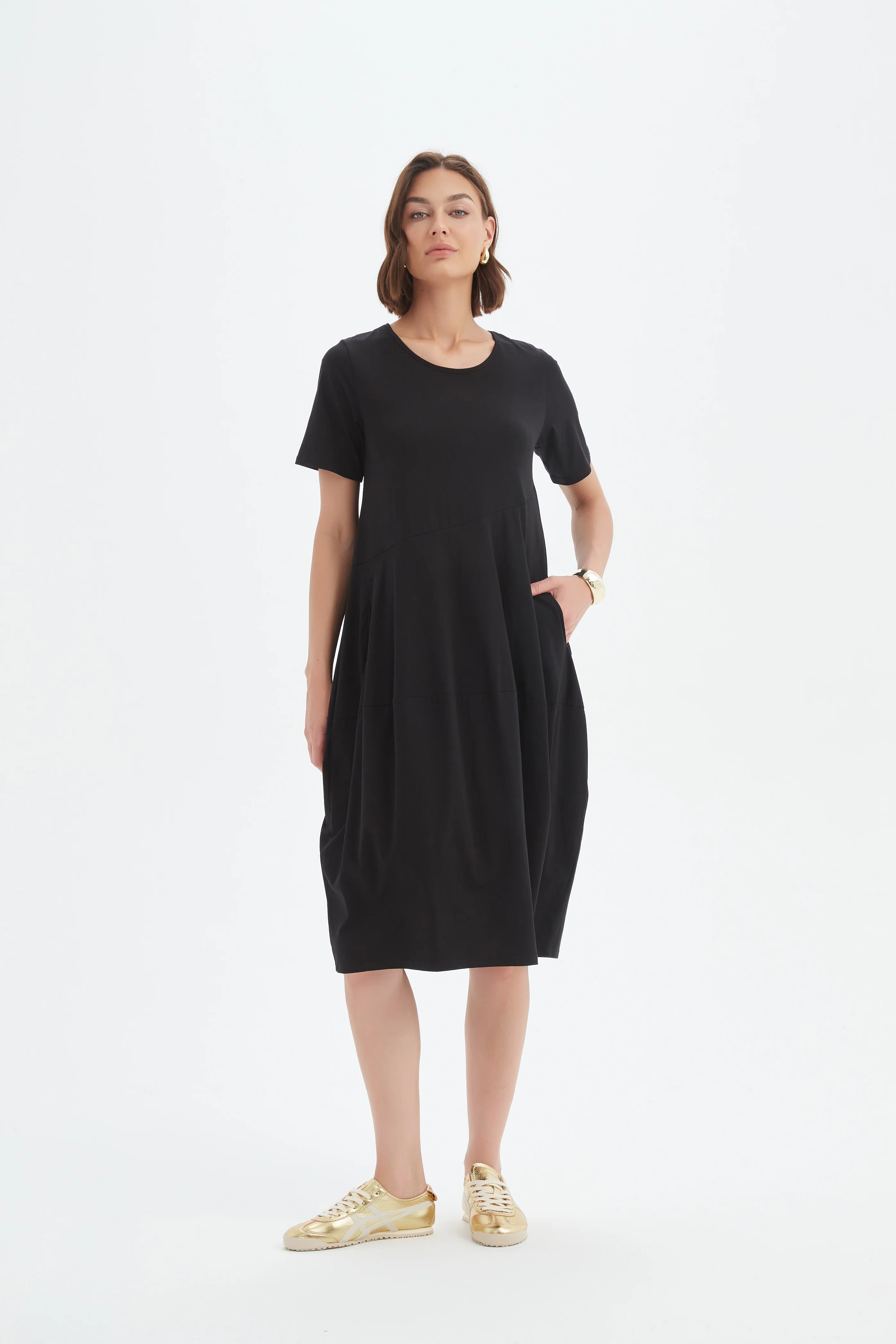 SHORT SLEEVE DIAGONAL SEAM DRESS - Image 10