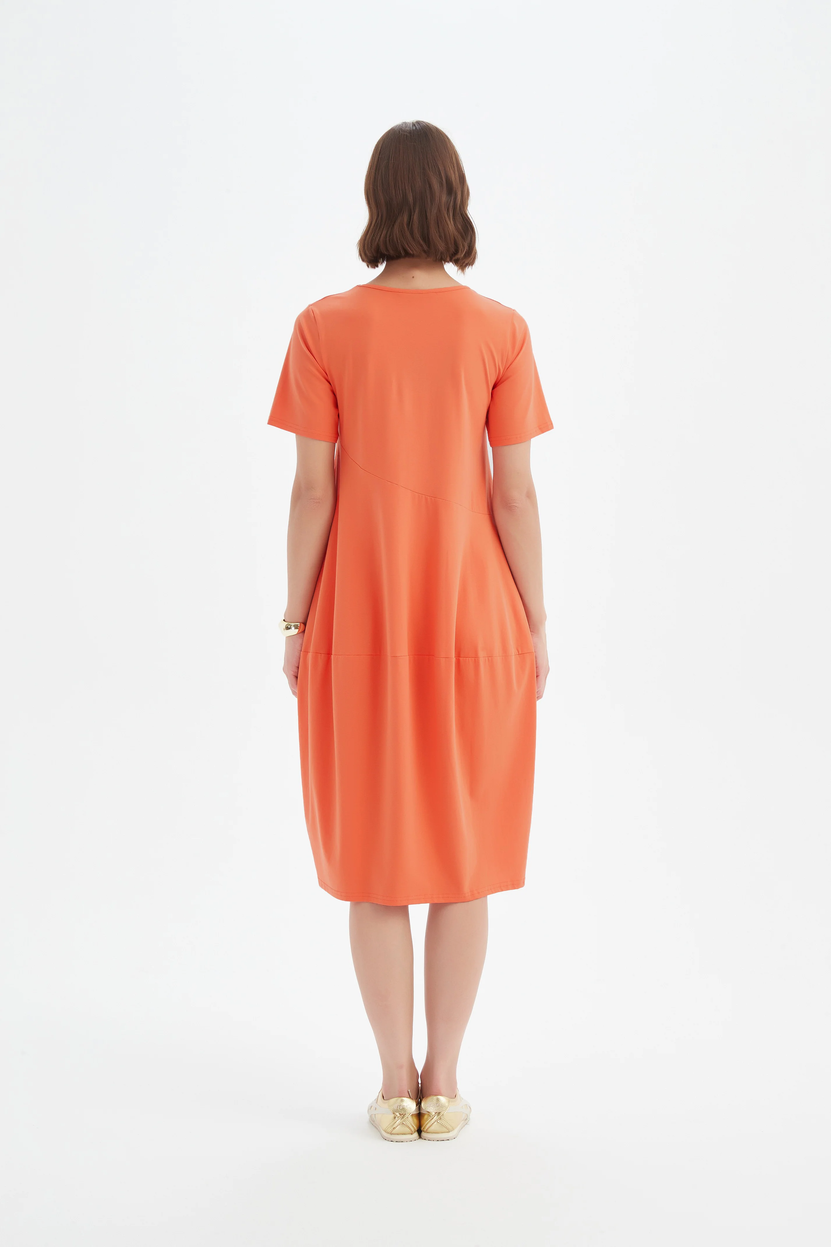 SHORT SLEEVE DIAGONAL SEAM DRESS - Image 17