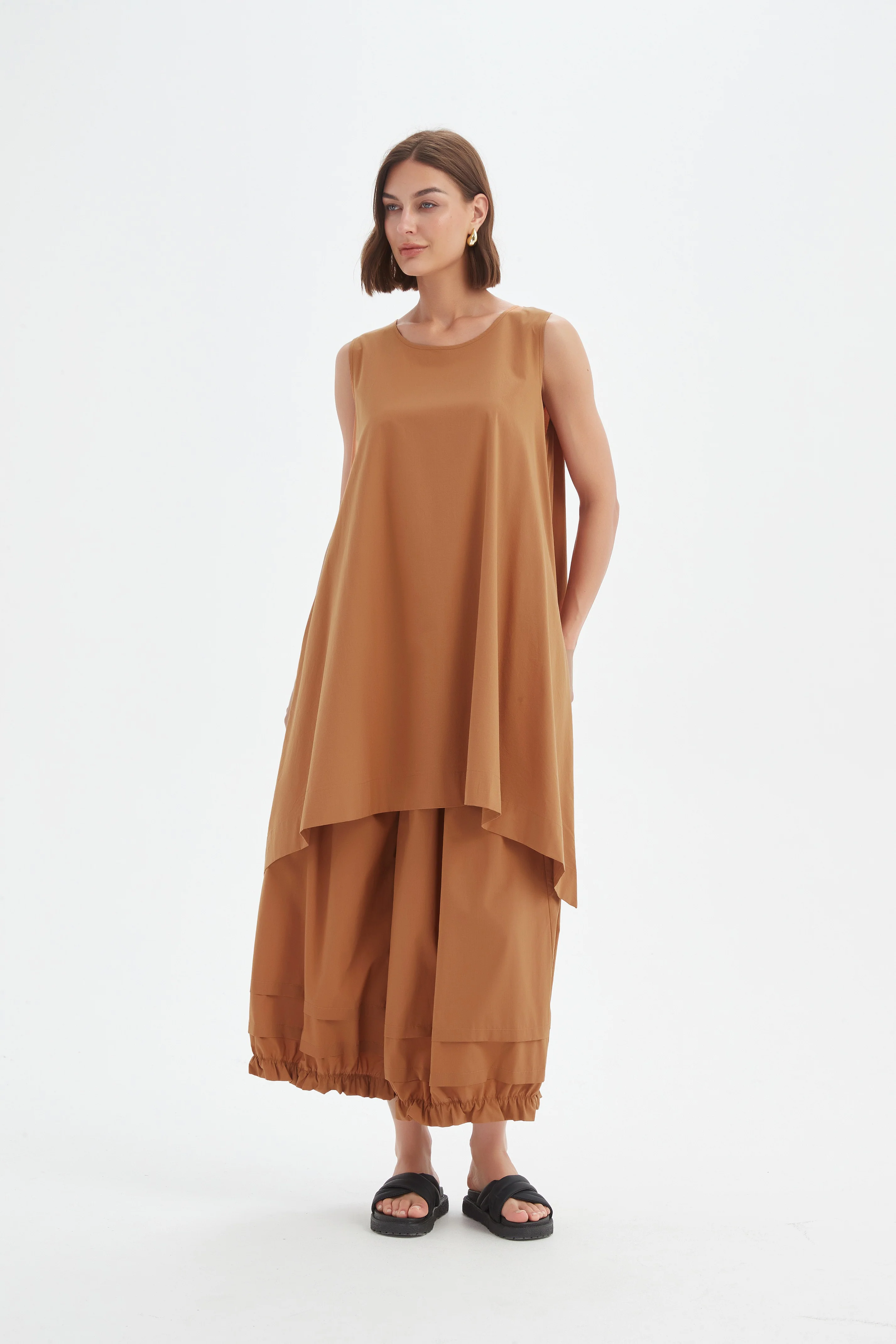 SLEEVELESS SWING TOP - Image 12