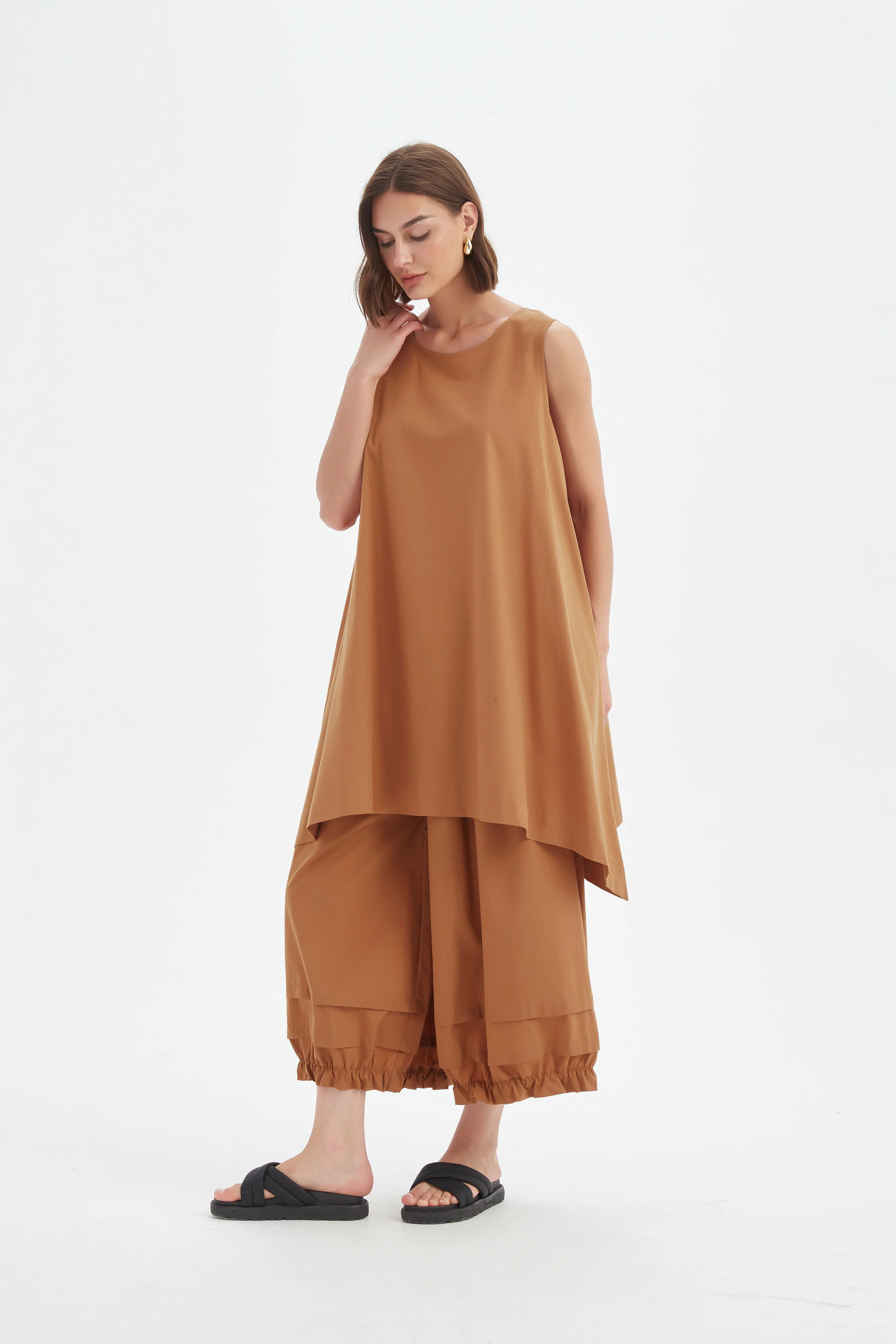 SLEEVELESS SWING TOP - Image 13
