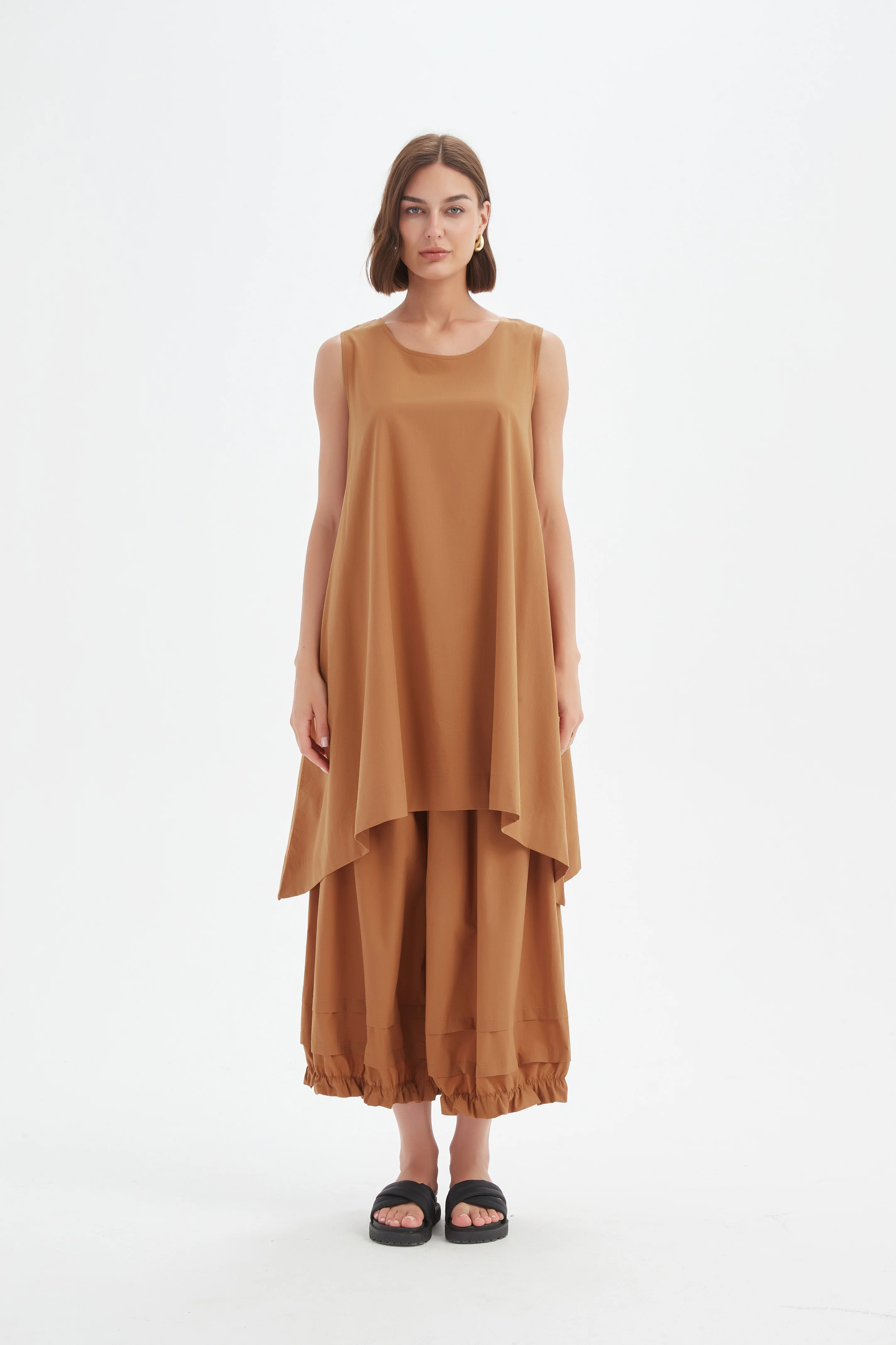SLEEVELESS SWING TOP - Image 14