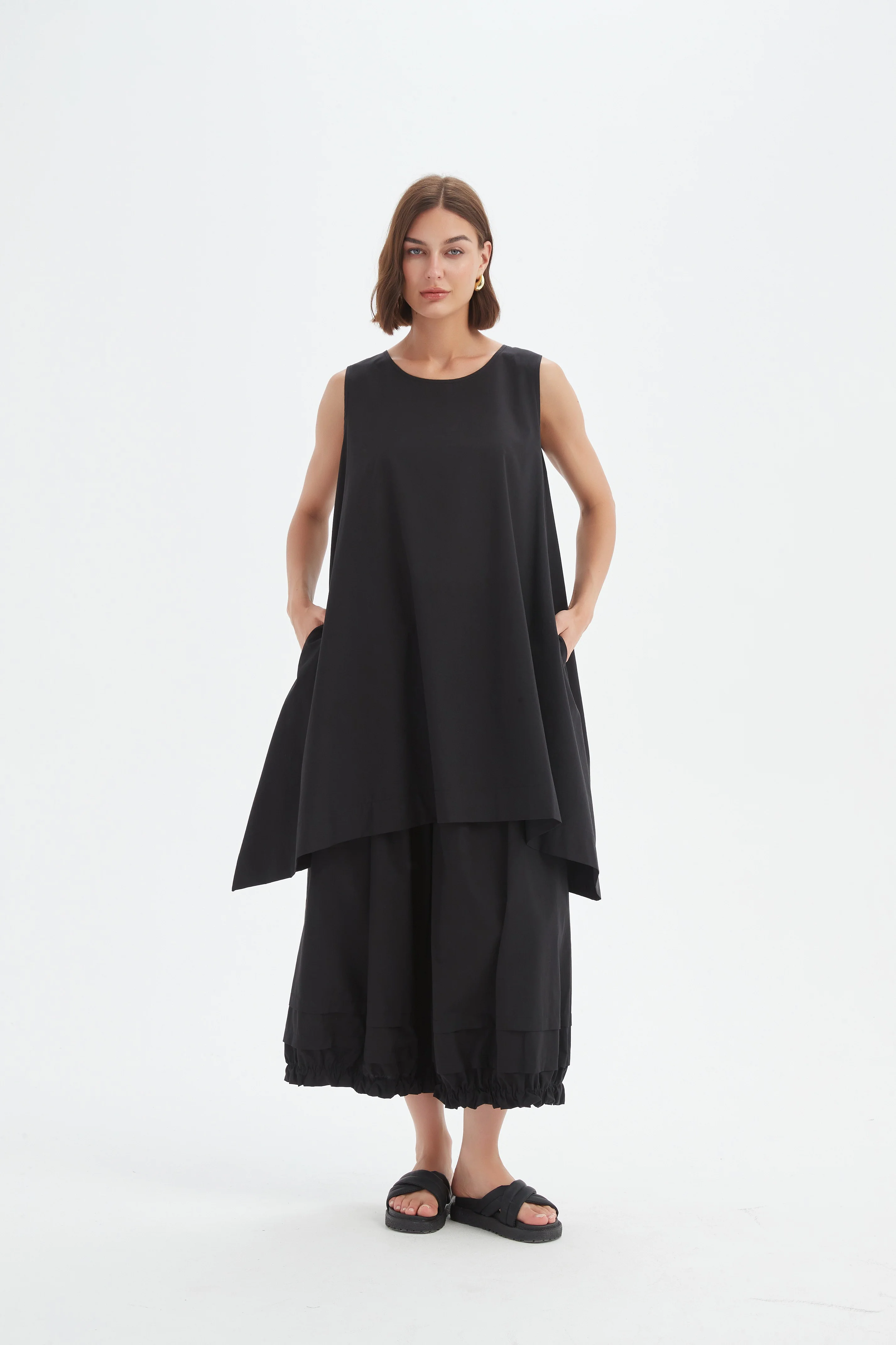 SLEEVELESS SWING TOP - Image 18