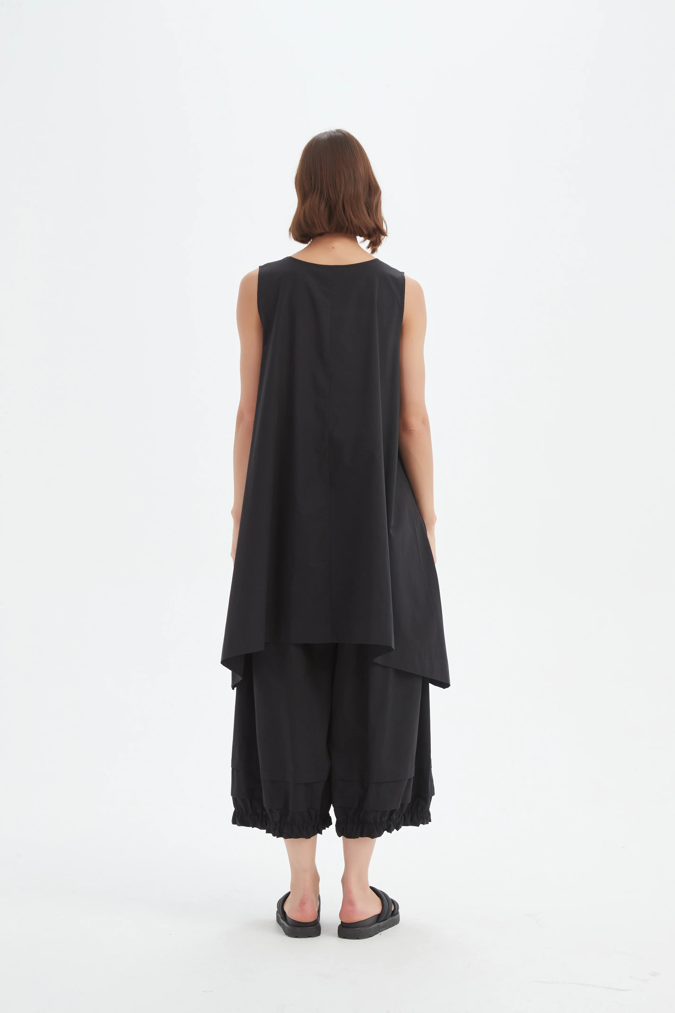 SLEEVELESS SWING TOP - Image 20