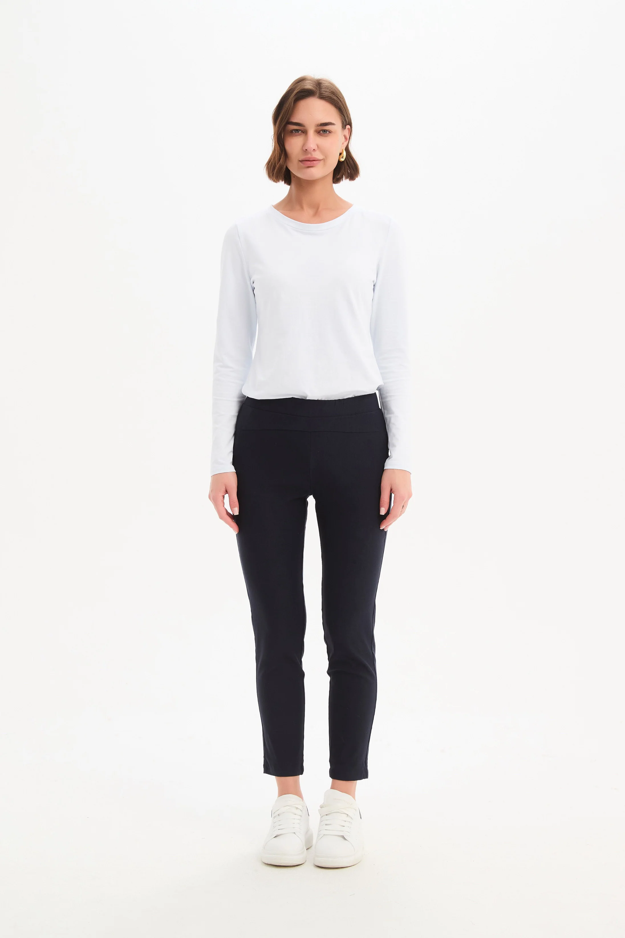 STRAIGHT CROP PANT - HIGH ANKLE - Image 4