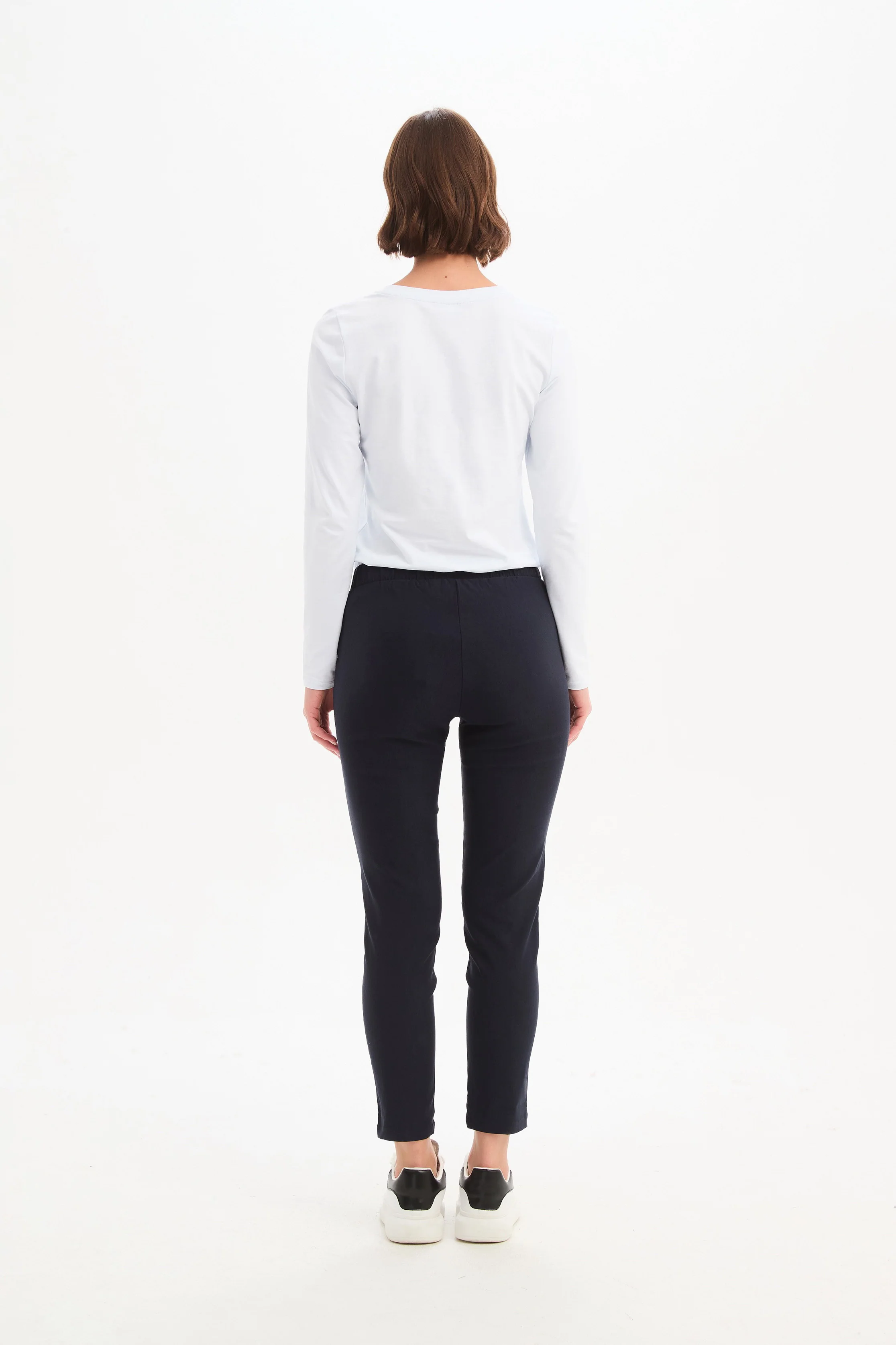 STRAIGHT CROP PANT - HIGH ANKLE - Image 5