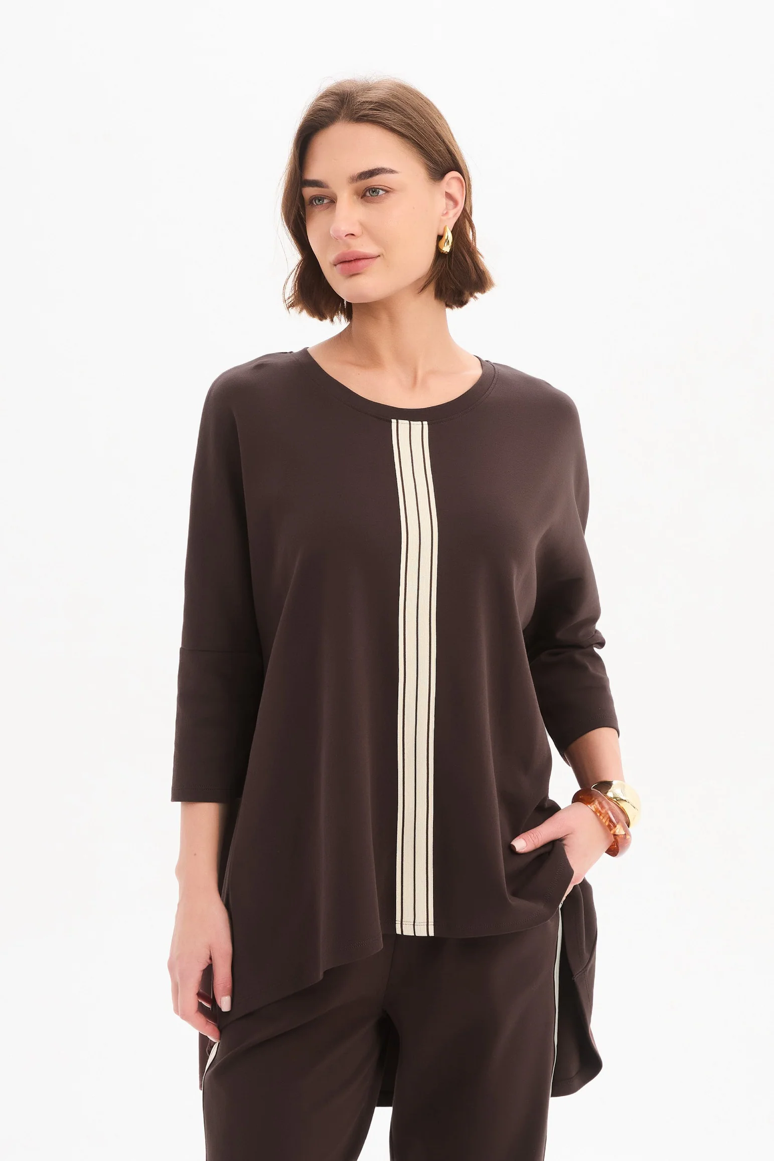 STRIPE FRONT 3/4 SLEEVE TEE - Image 11