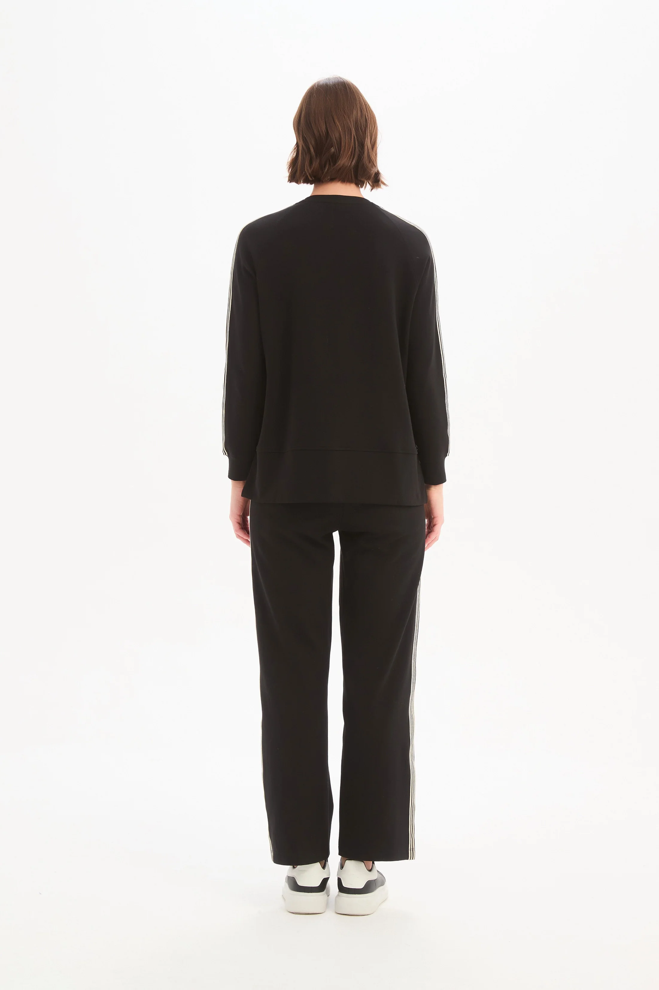 STRIPE SLEEVE SWEAT - Image 10