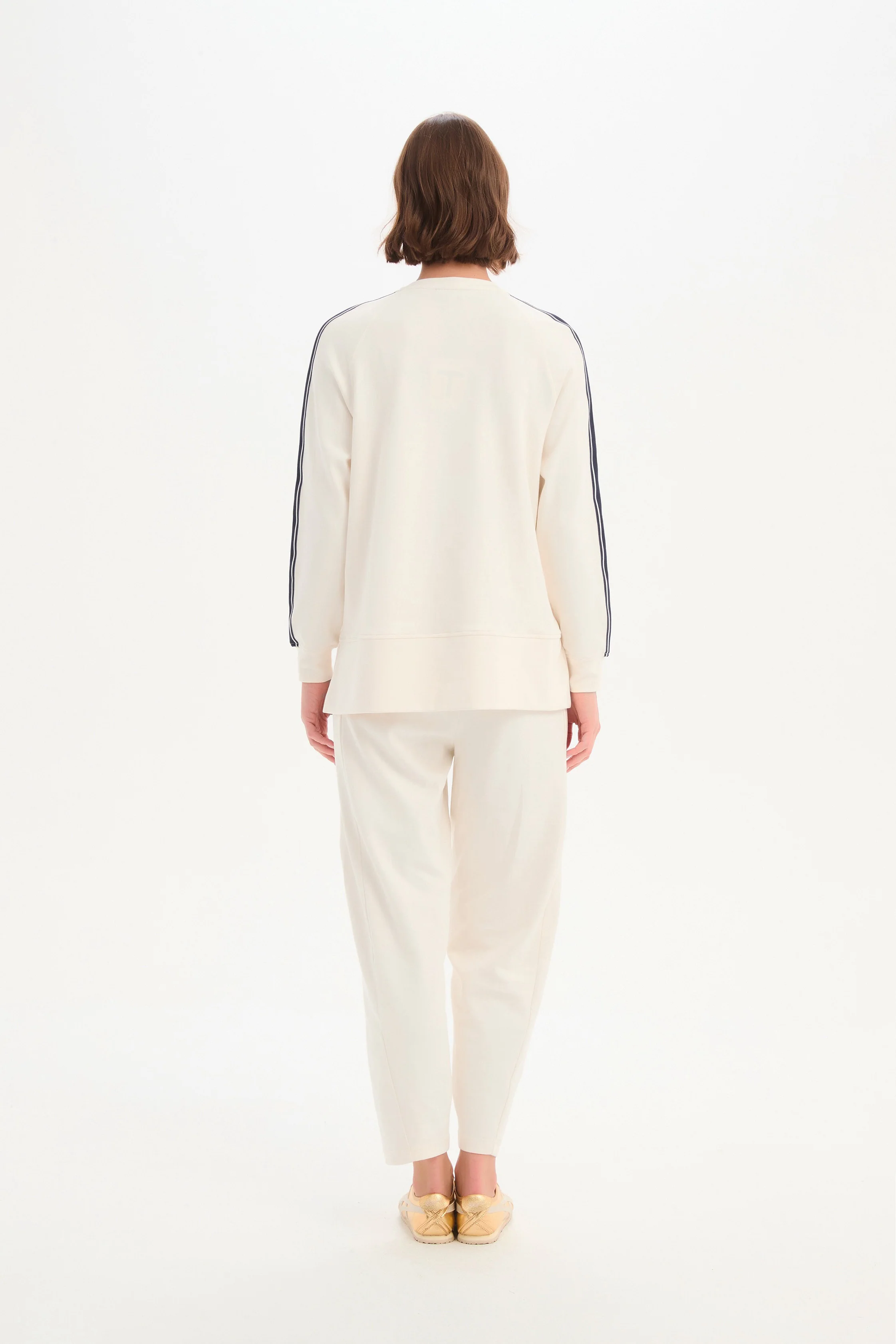 STRIPE SLEEVE SWEAT - Image 15