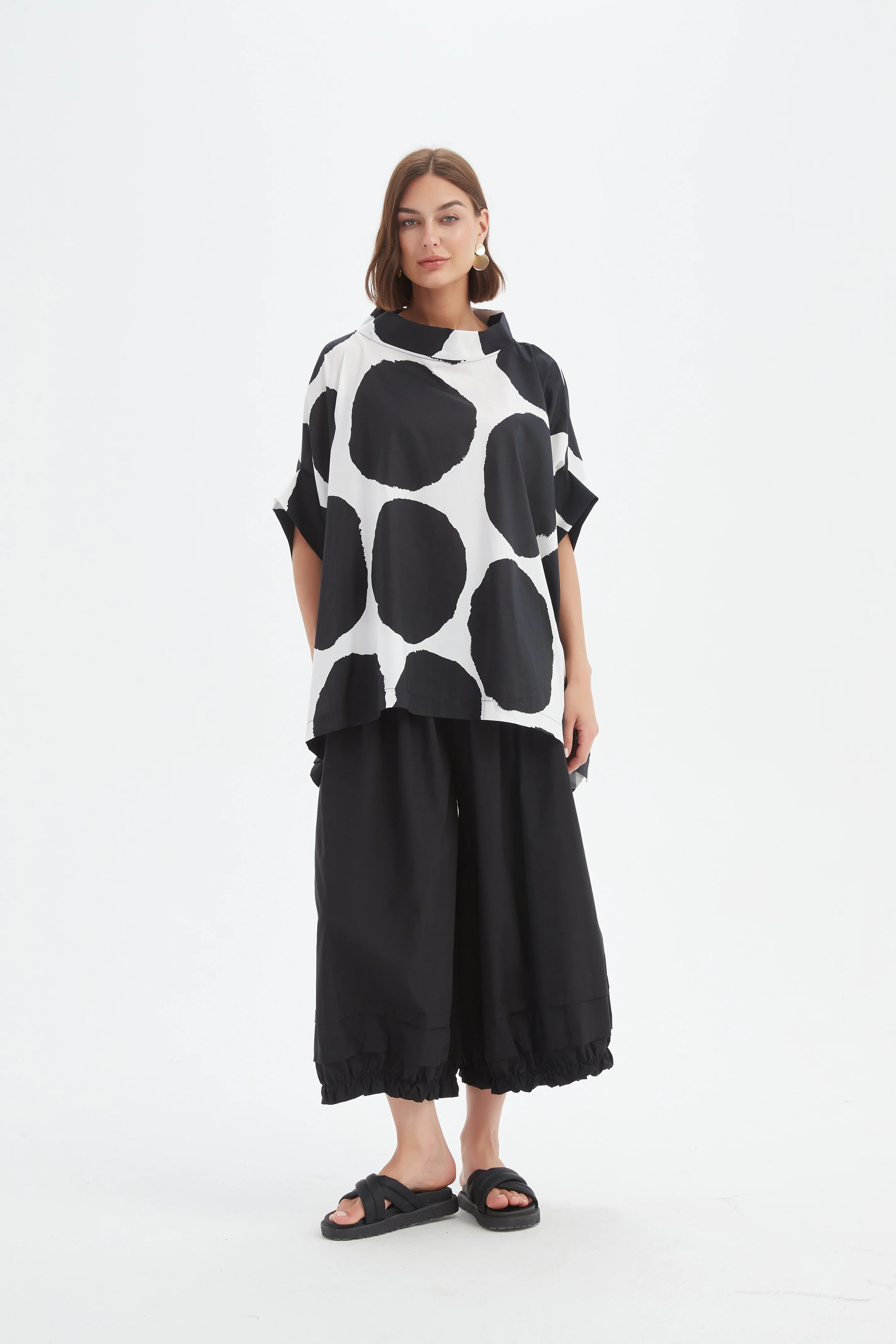 STRUCTURED NECK PRINT TUNIC - Image 11