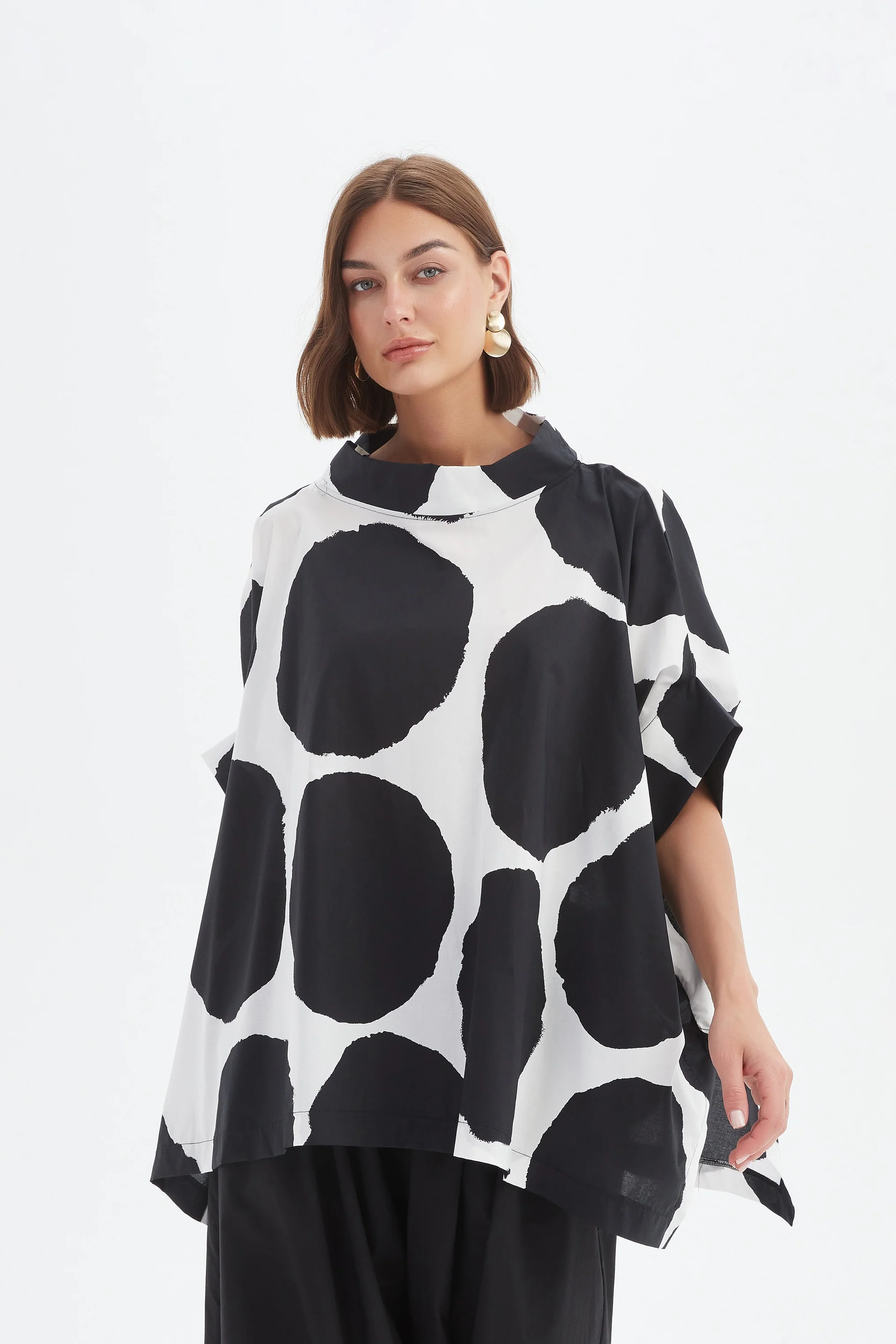 STRUCTURED NECK PRINT TUNIC - Image 9