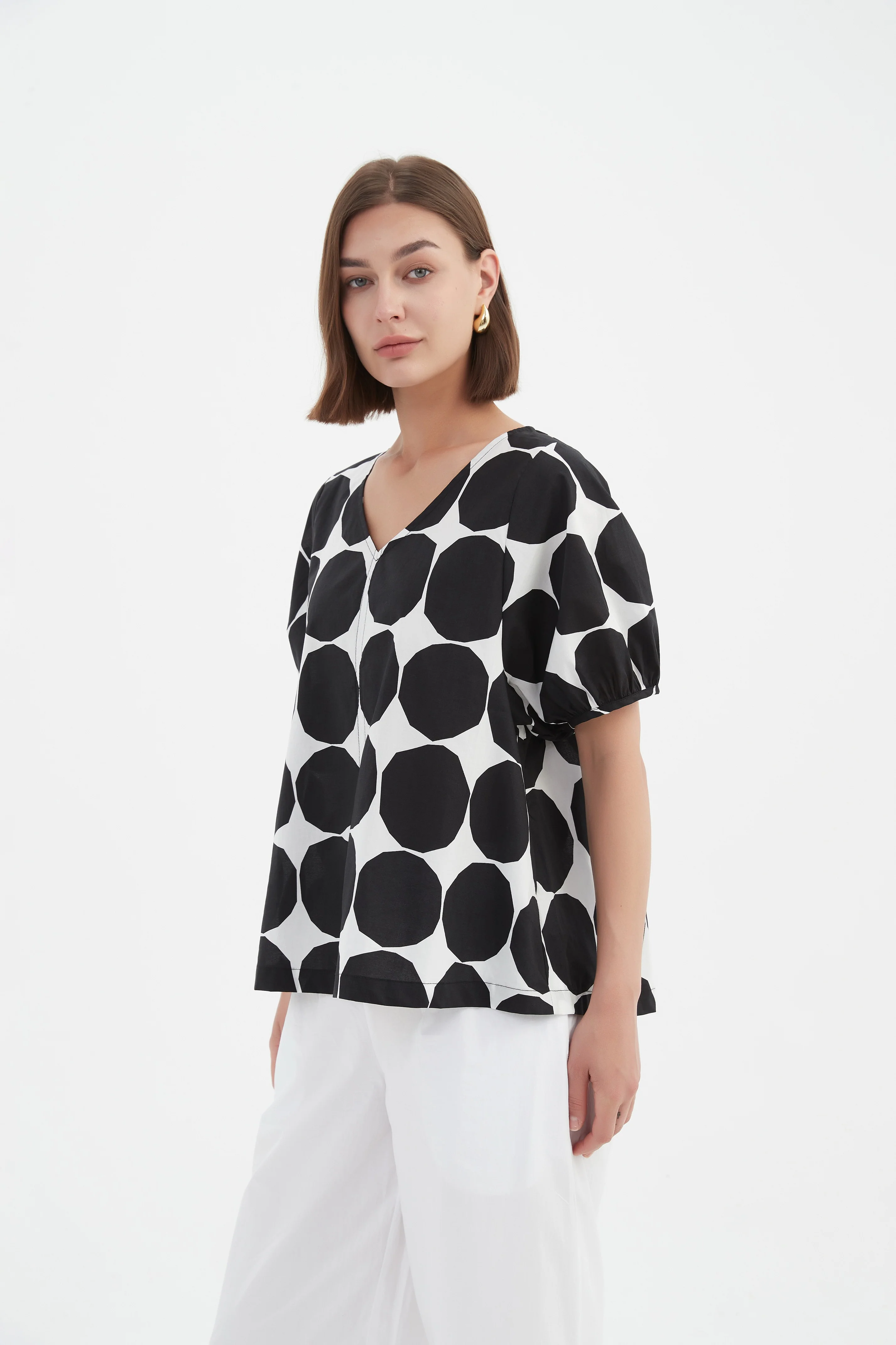 V NECK BISHOP SLEEVE POPLIN TOP - Image 12
