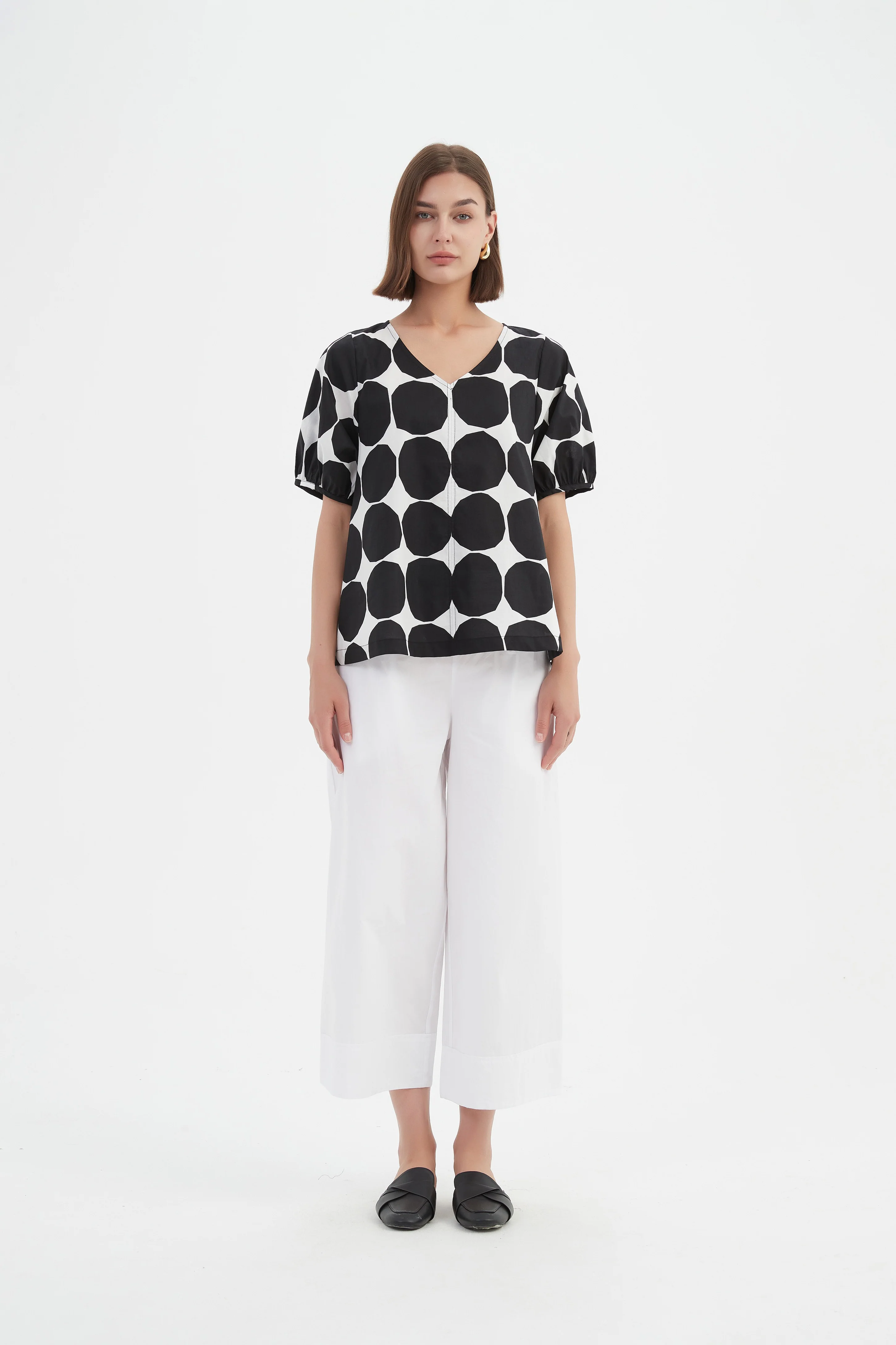 V NECK BISHOP SLEEVE POPLIN TOP - Image 14