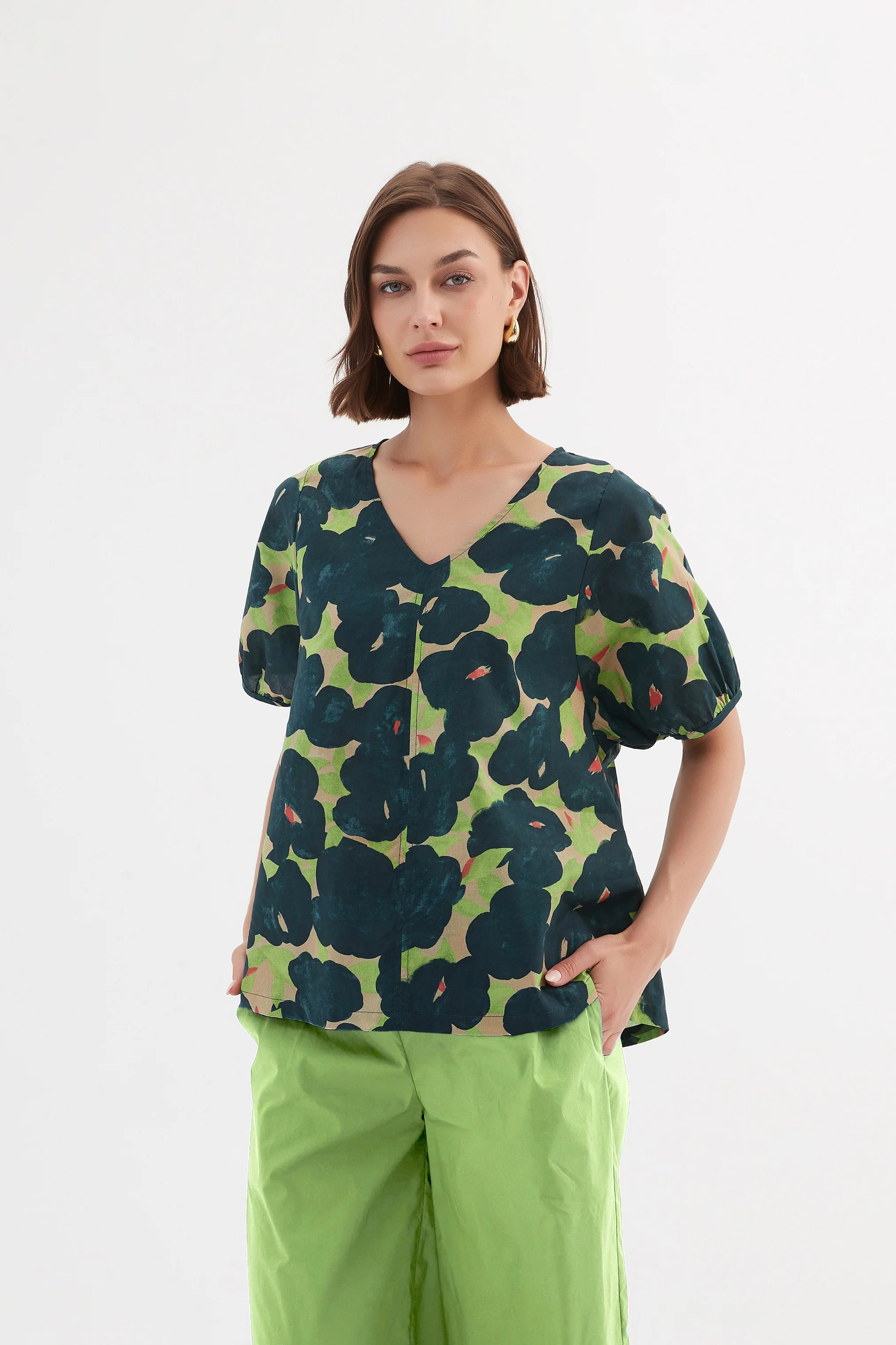 V NECK BISHOP SLEEVE POPLIN TOP - Image 23