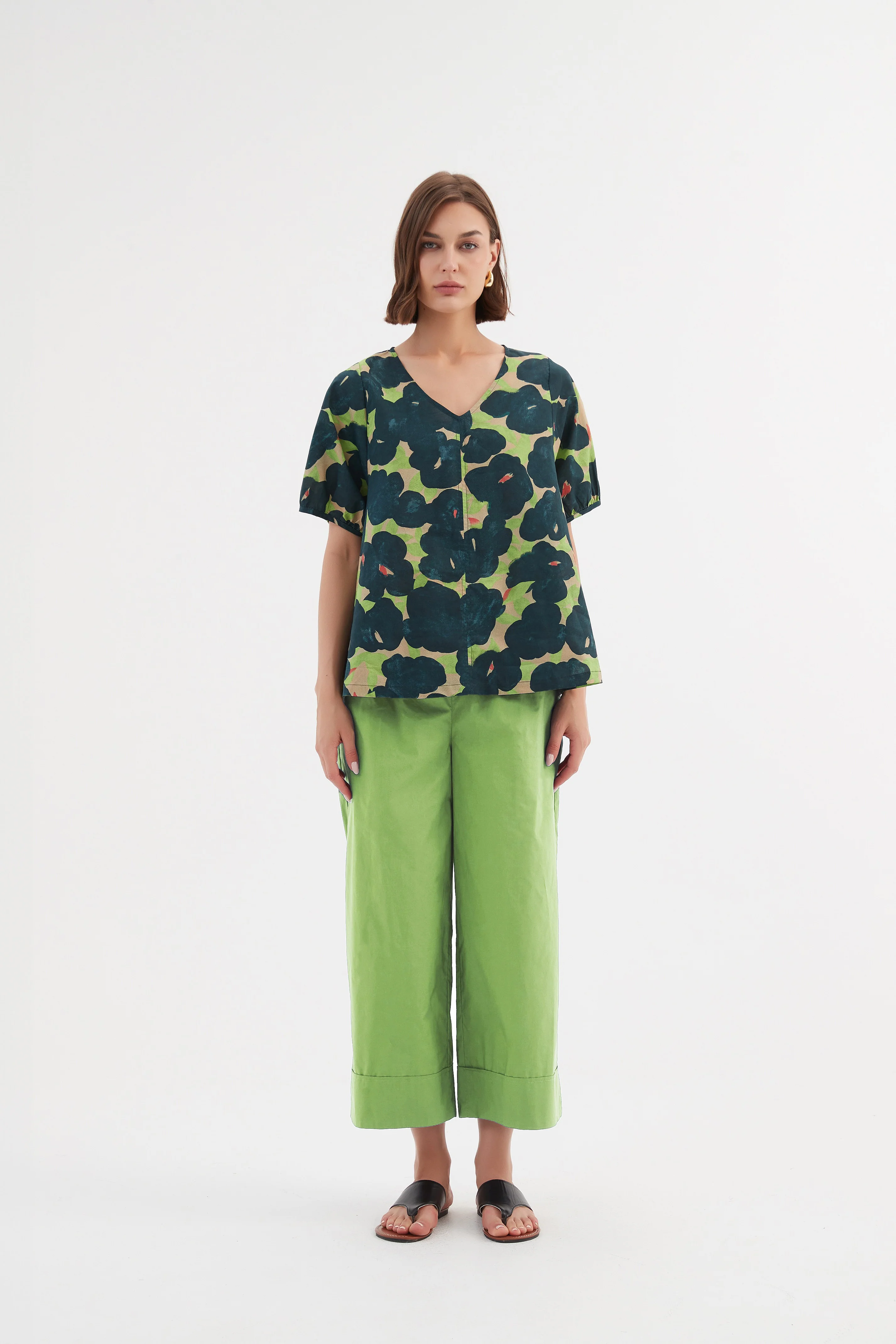 V NECK BISHOP SLEEVE POPLIN TOP - Image 25