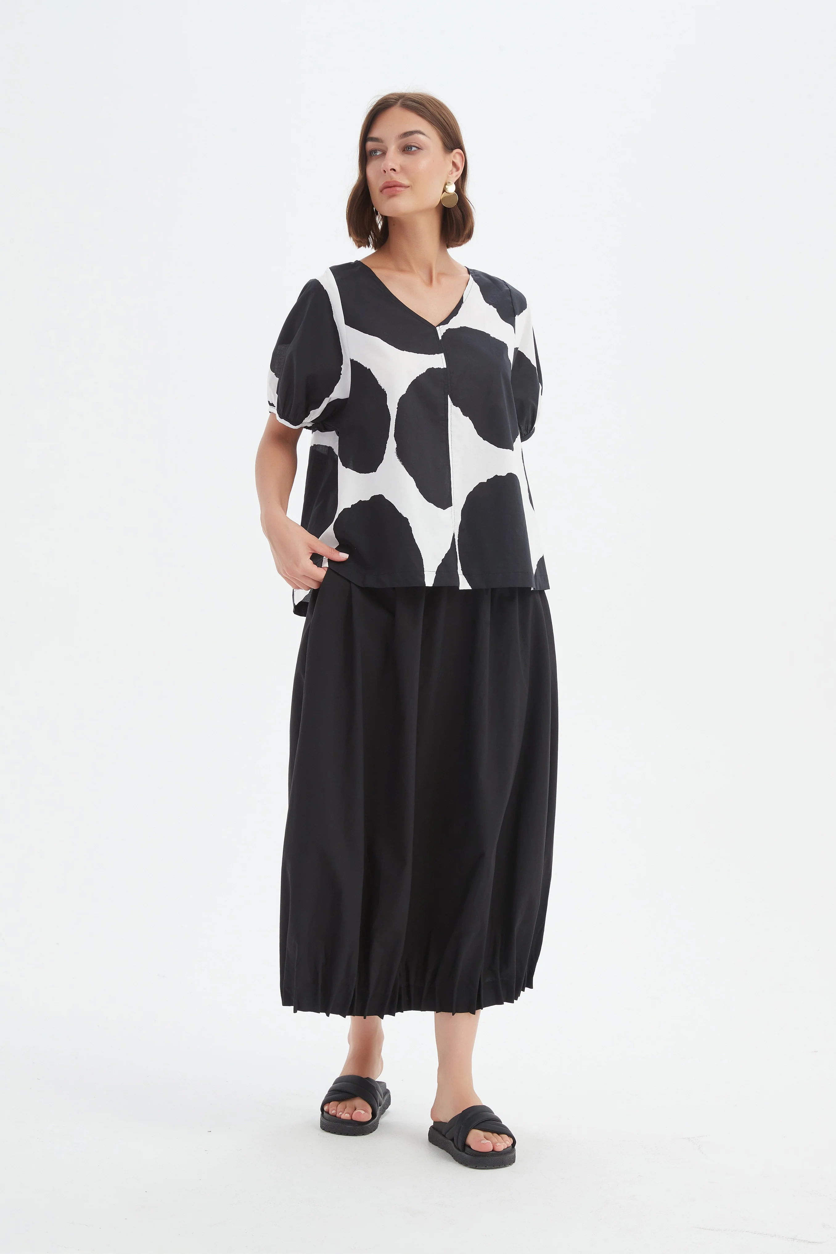 V NECK BISHOP SLEEVE POPLIN TOP - Image 8